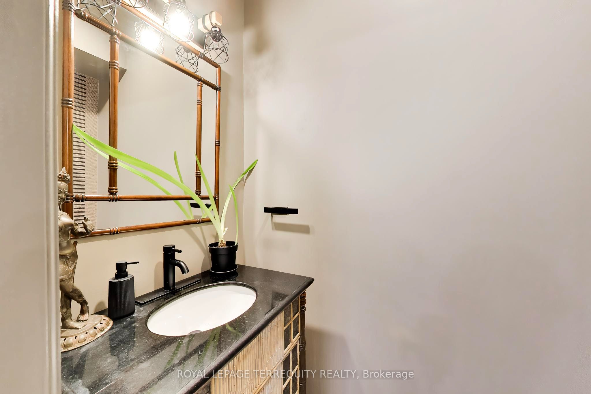 1621 Skyline Drive Property Photo 20