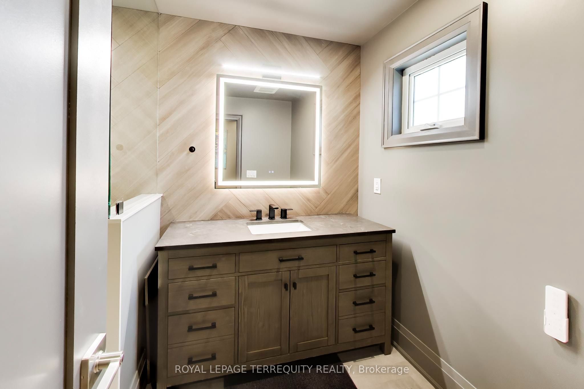 1621 Skyline Drive Property Photo 25