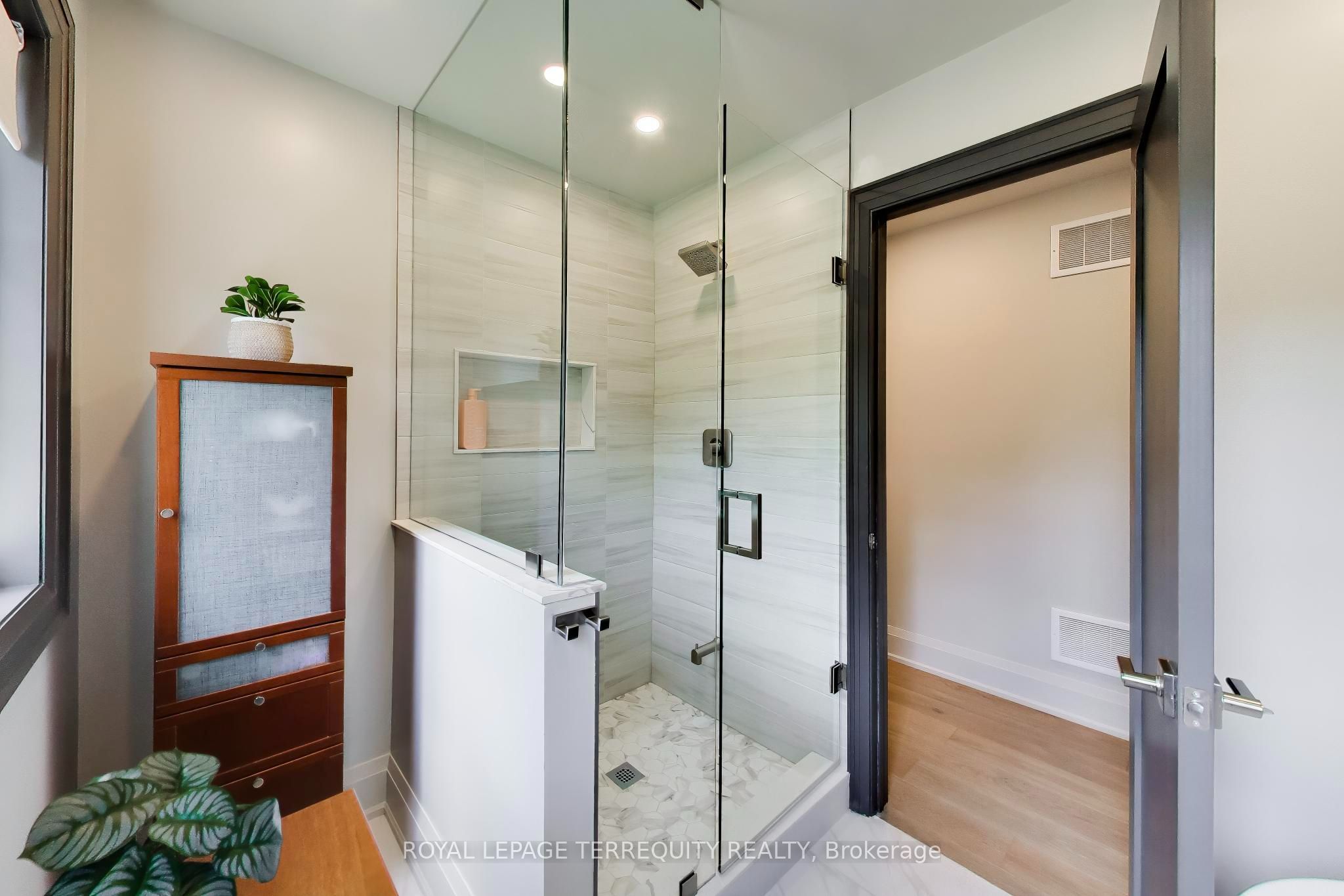 1621 Skyline Drive Property Photo 37