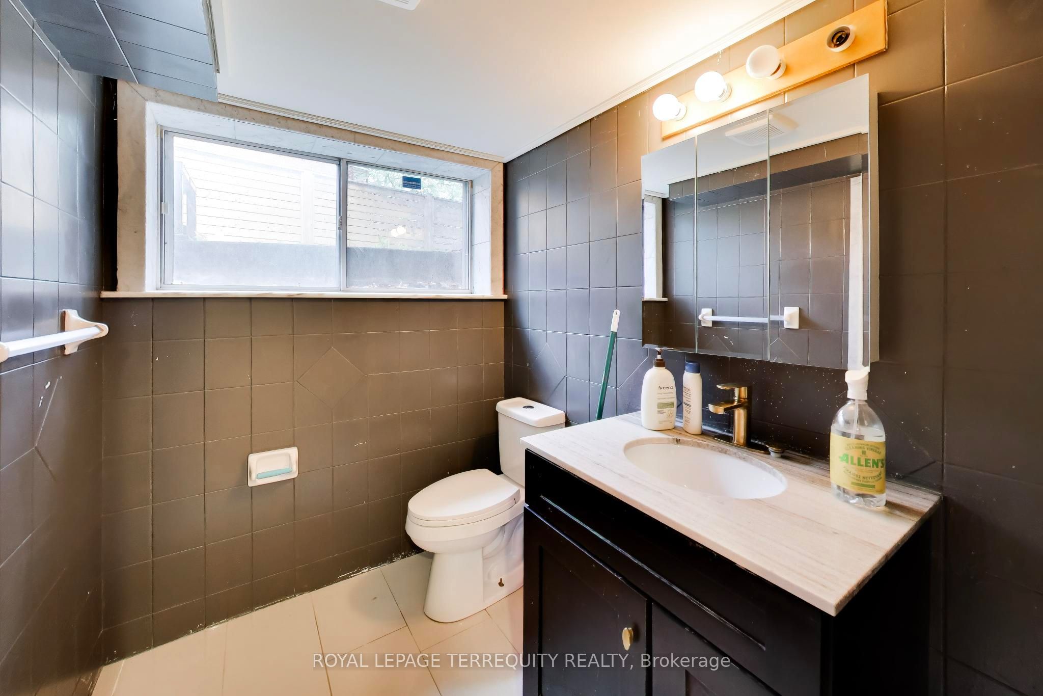 1621 Skyline Drive Property Photo 43