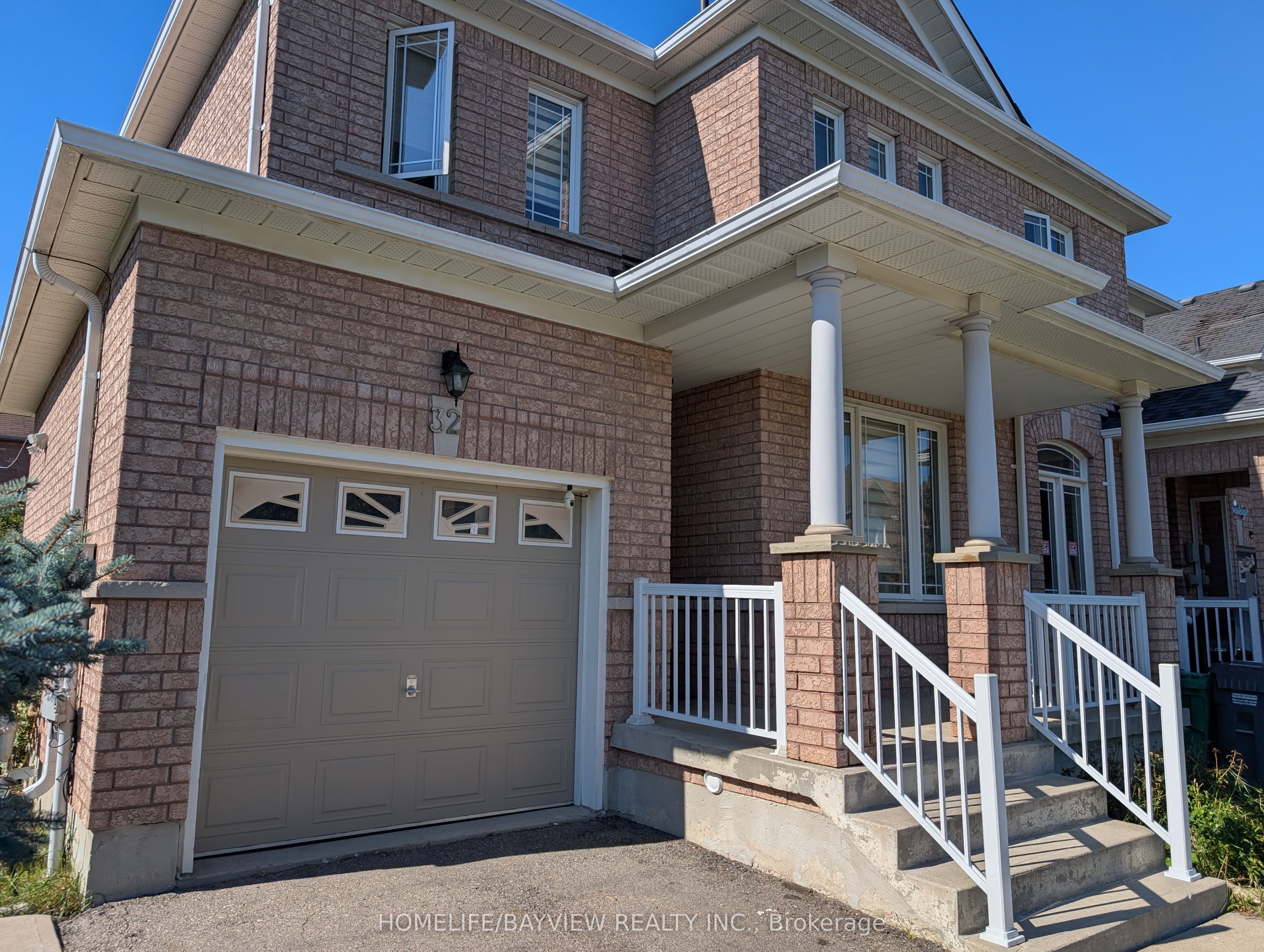 32 Devonsleigh Drive Property Photo 2