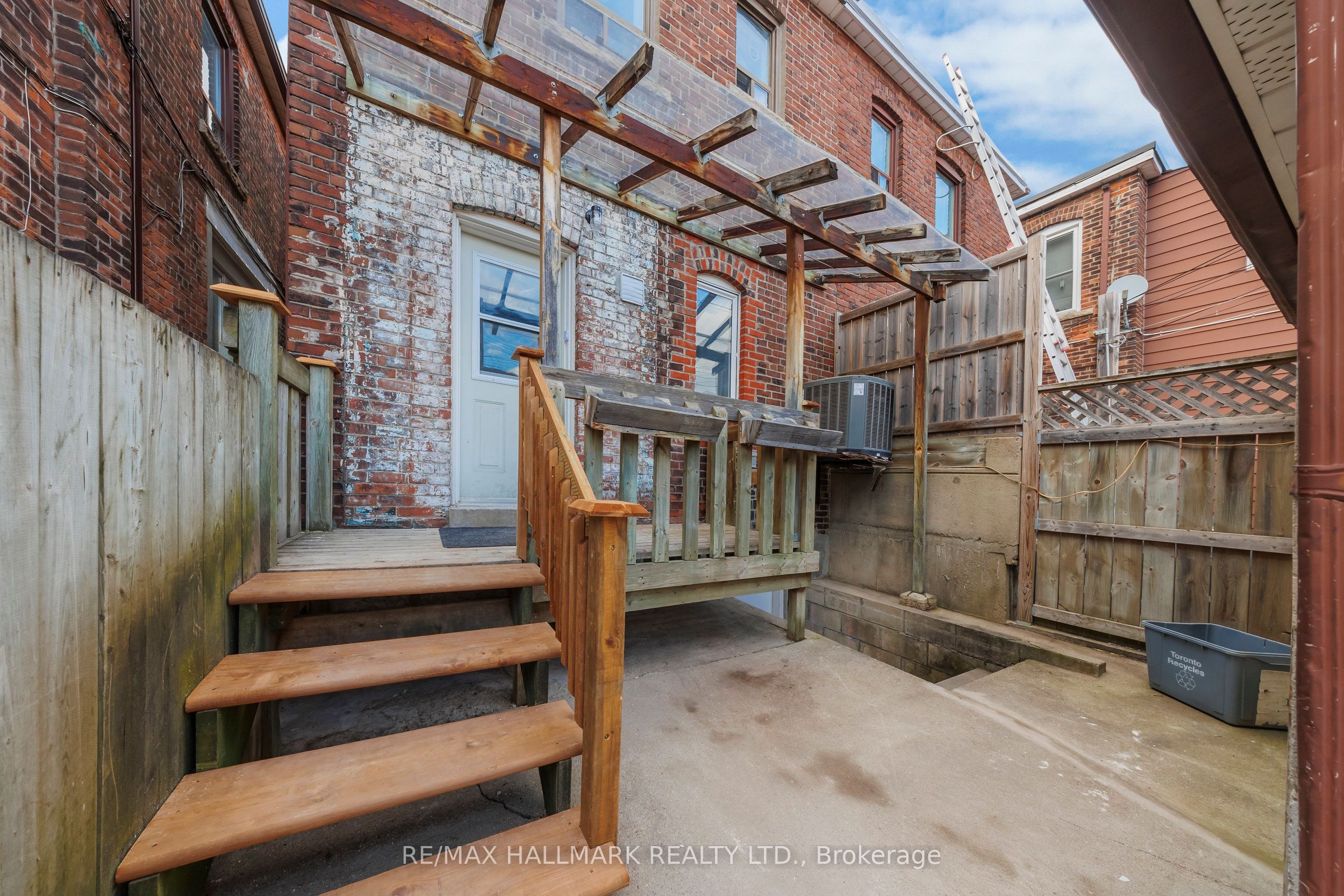 185 Laughton Avenue Property Photo 27