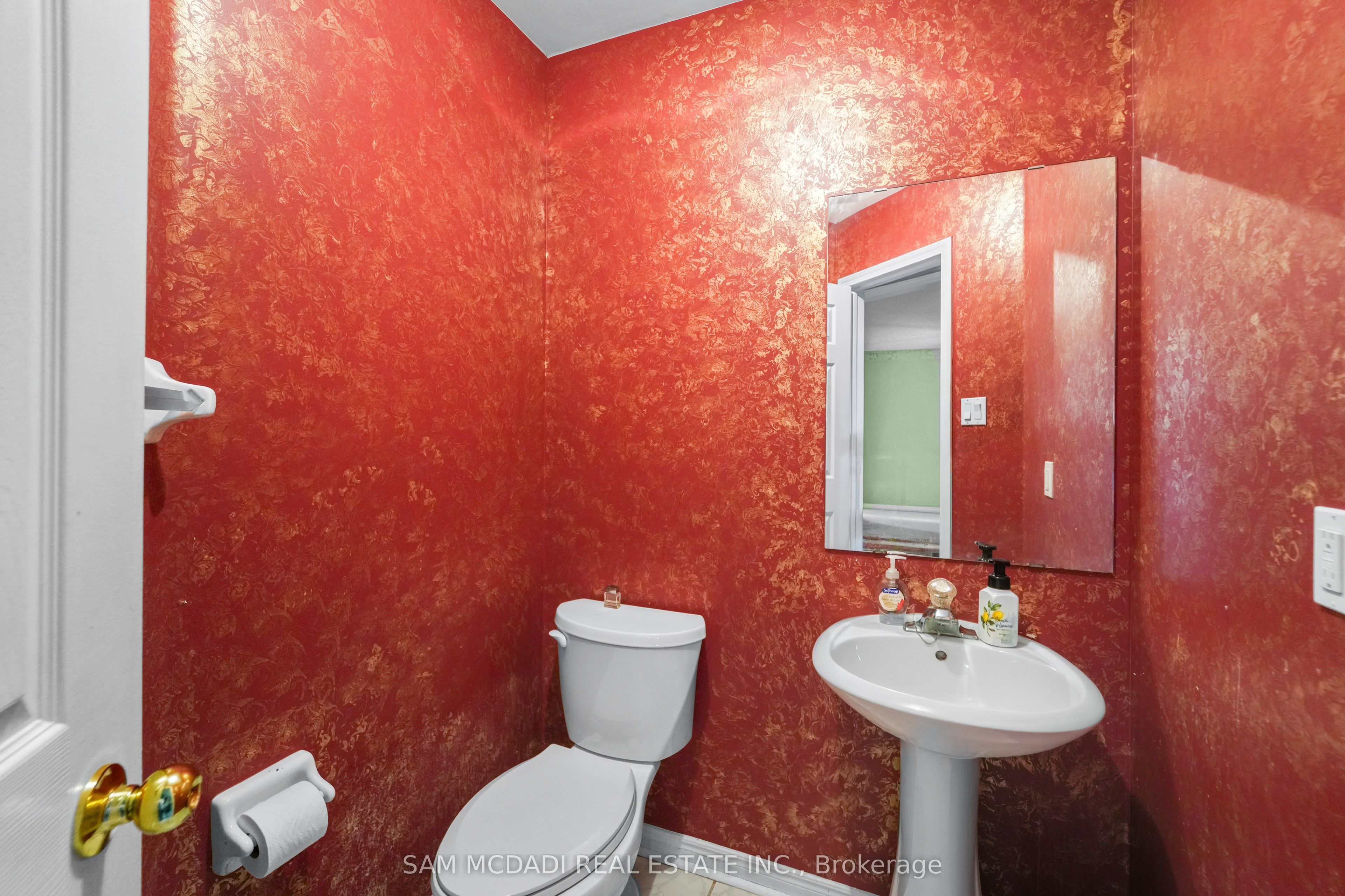 6426 Valiant Heights Property Photo 16