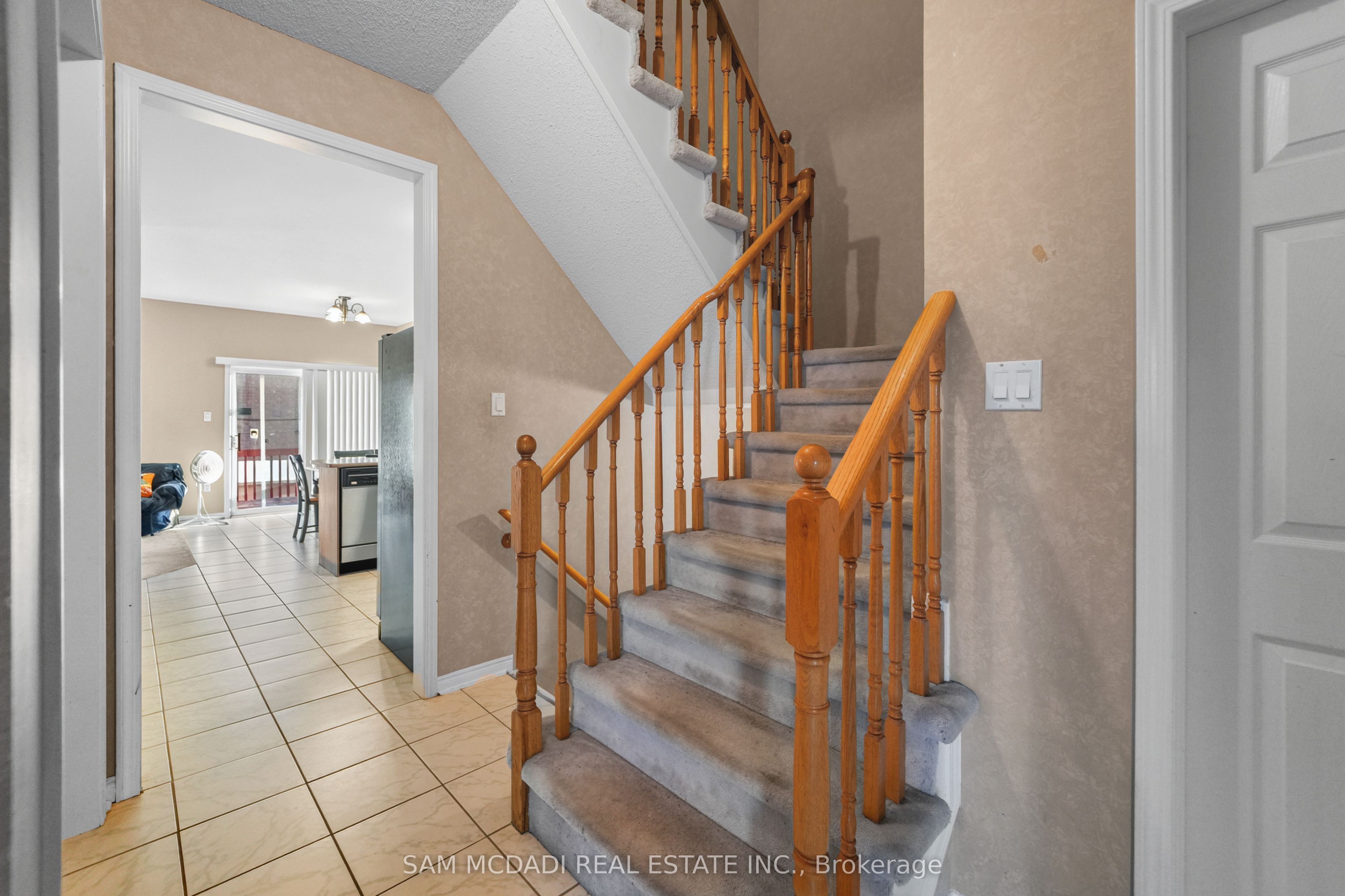 6426 Valiant Heights Property Photo 17