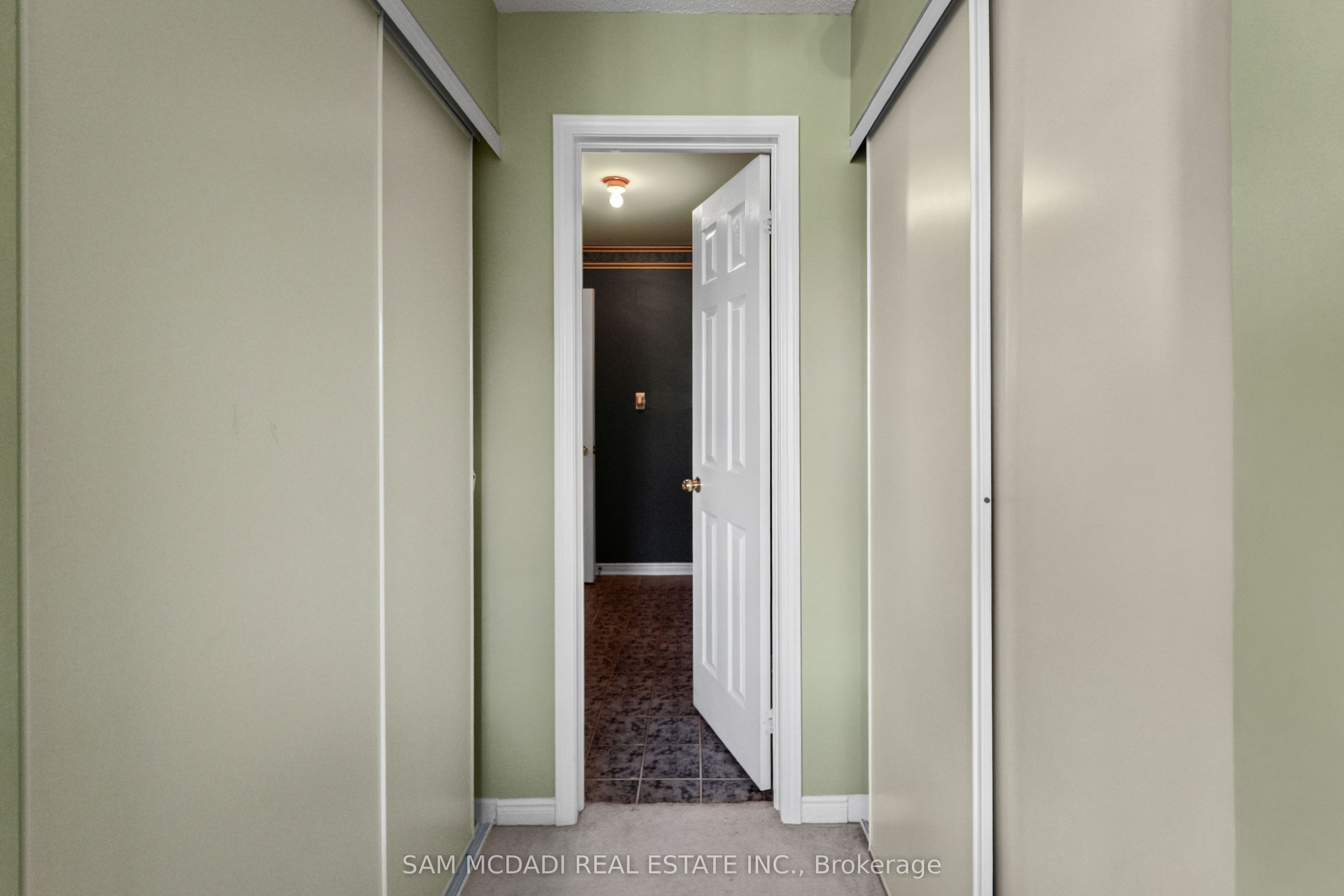 6426 Valiant Heights Property Photo 28