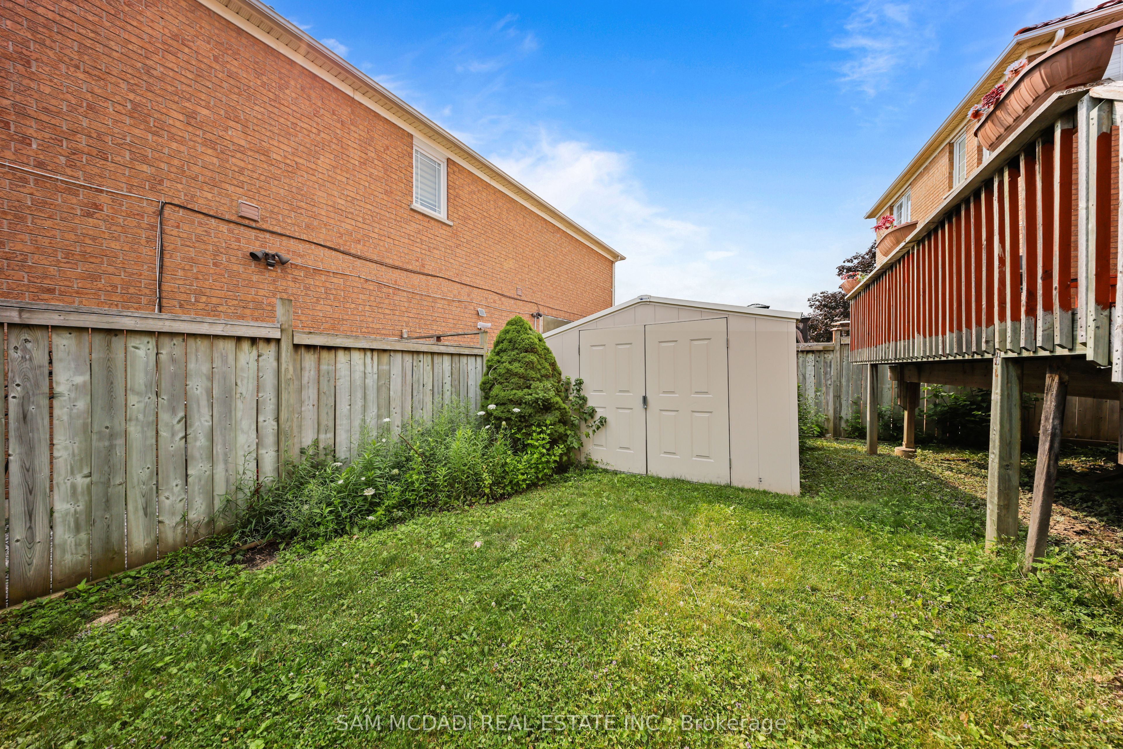 6426 Valiant Heights Property Photo 32