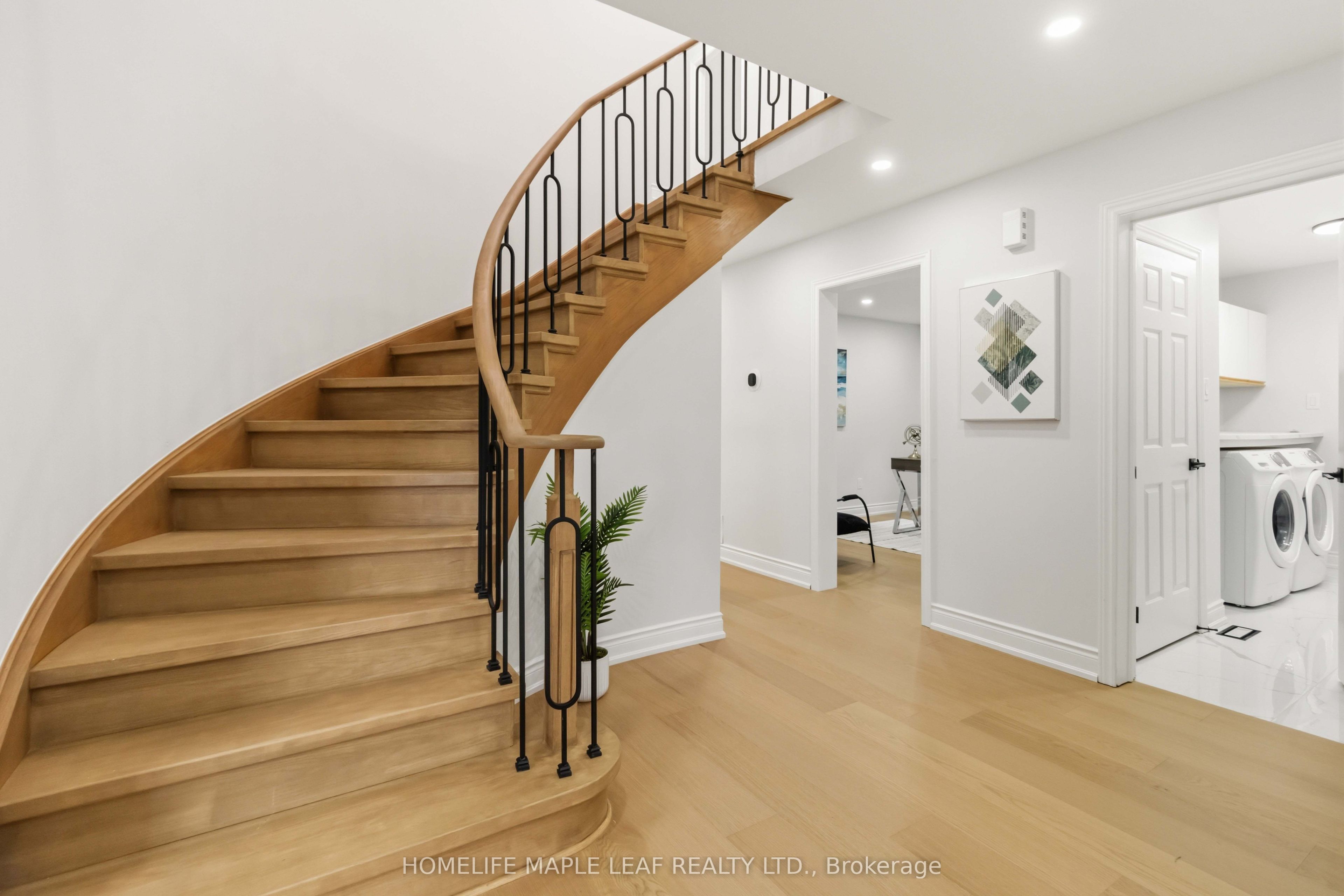 90 Burgby Avenue Property Photo 18