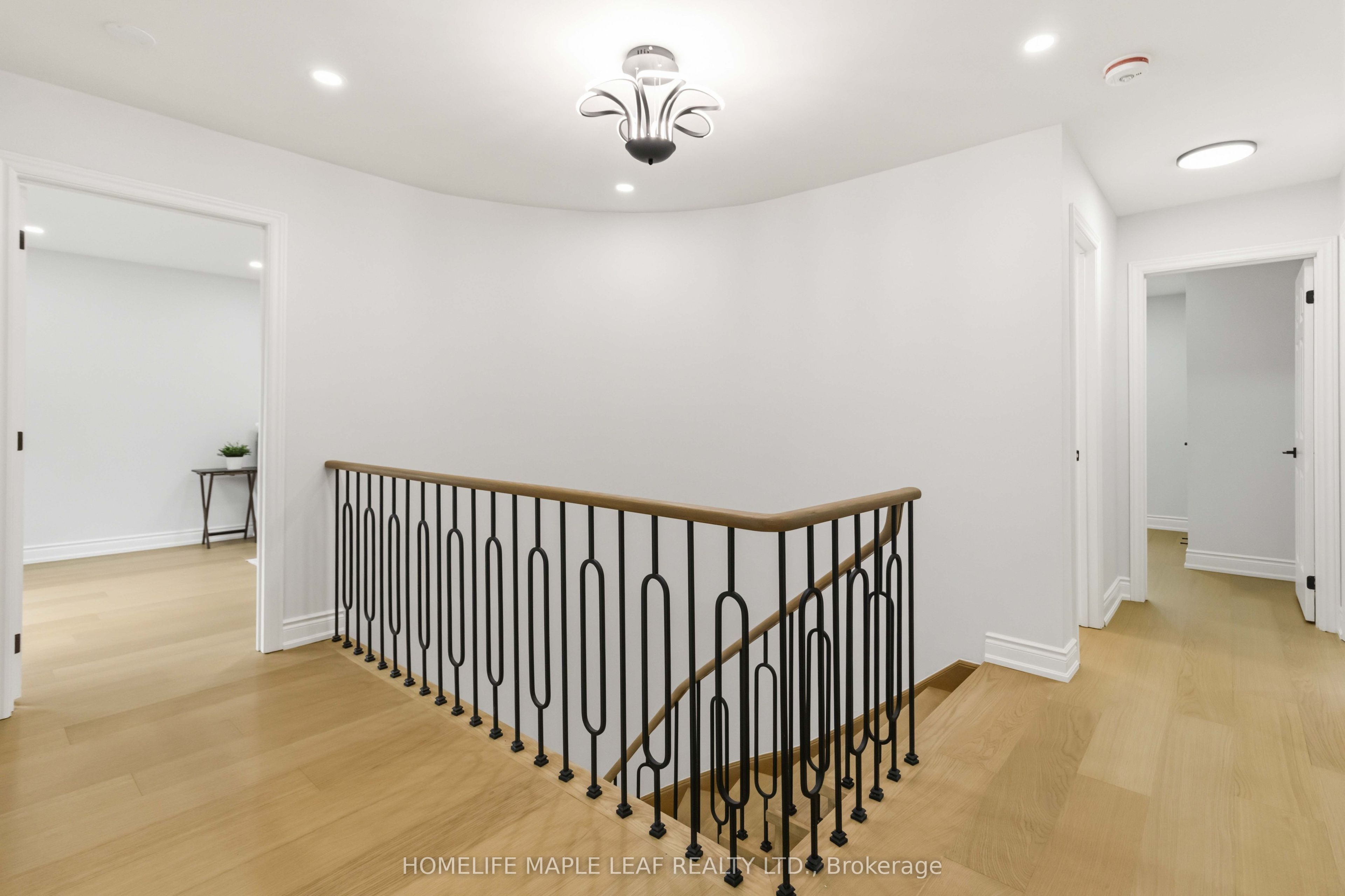 90 Burgby Avenue Property Photo 19