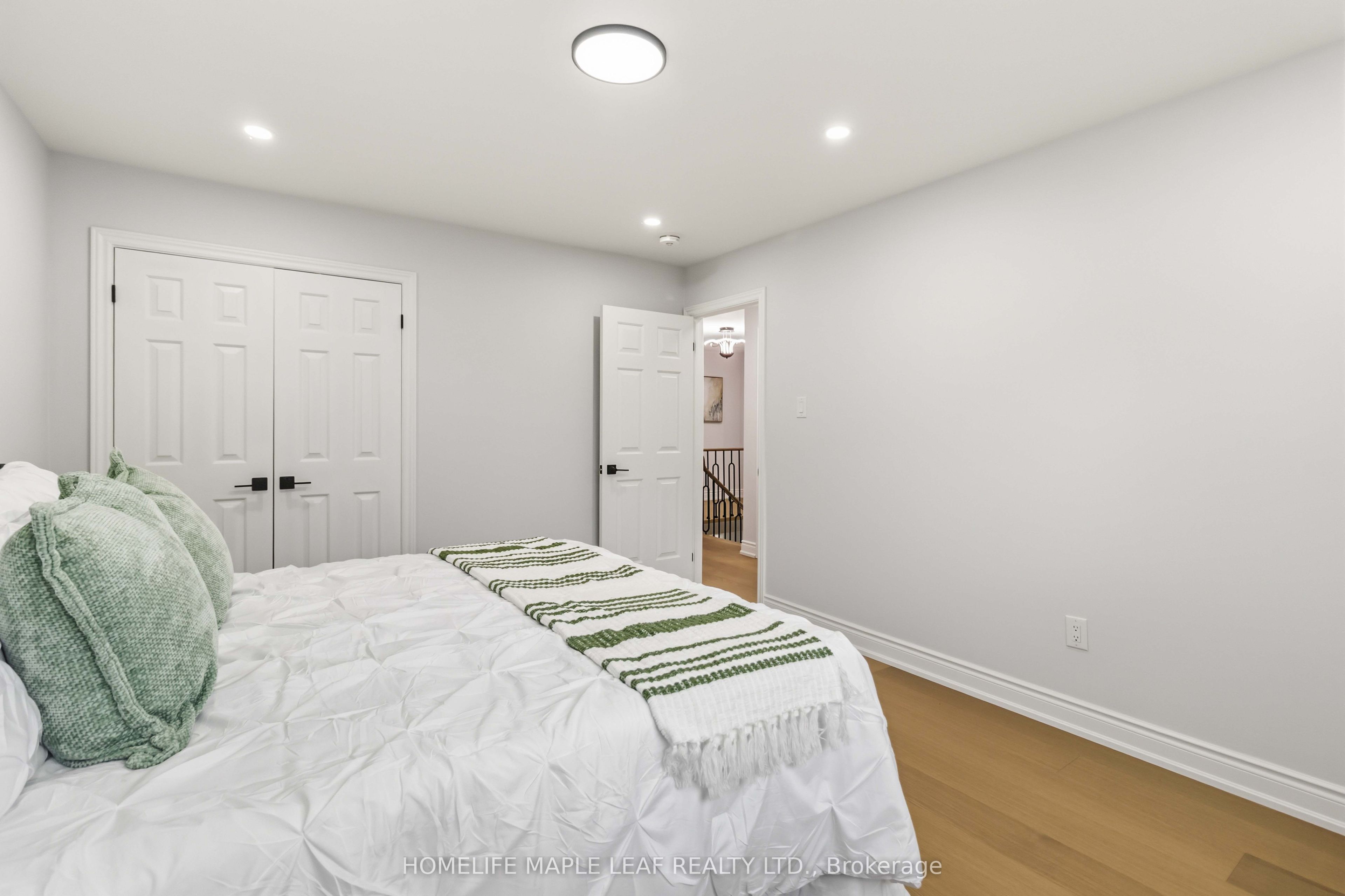 90 Burgby Avenue Property Photo 23