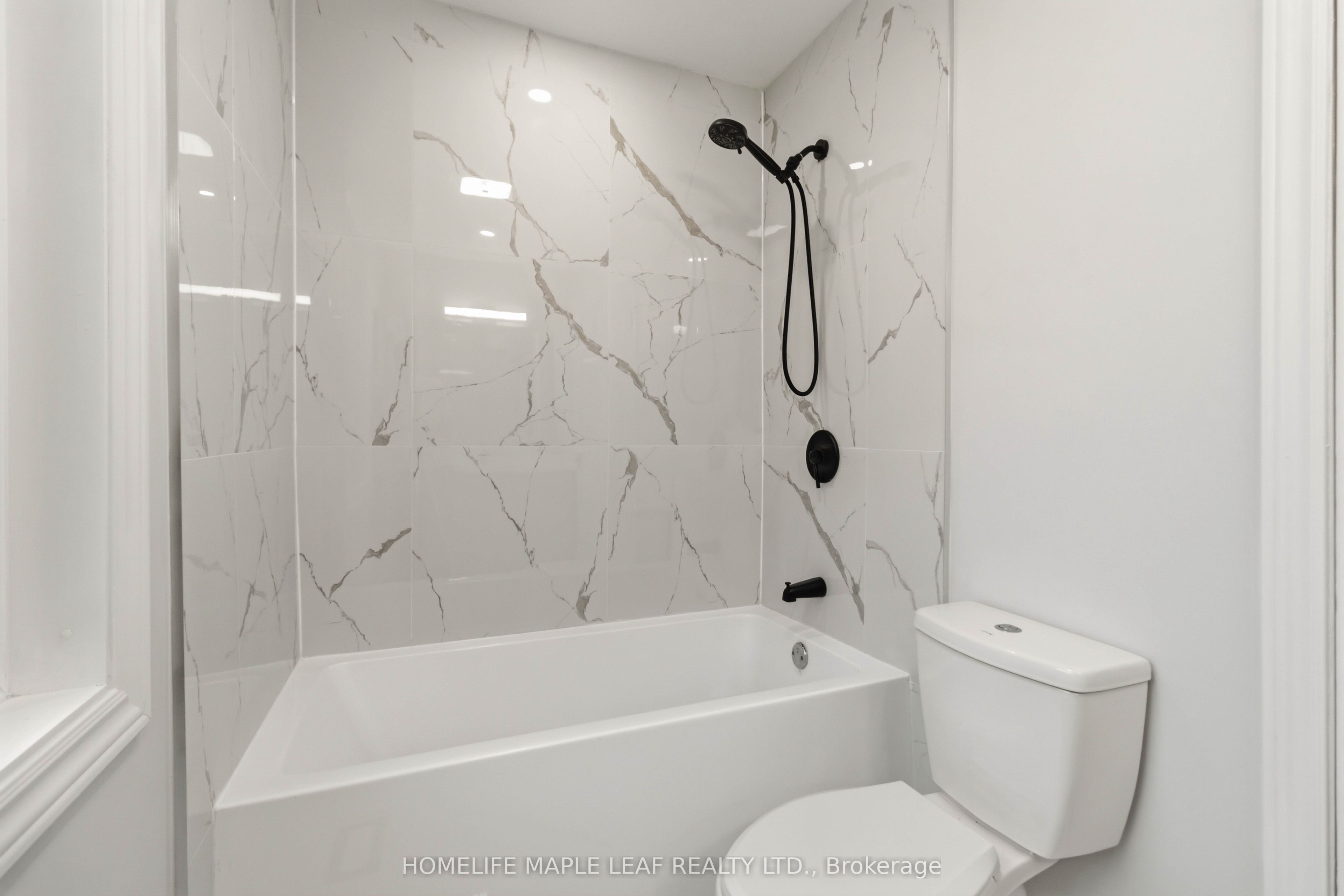 90 Burgby Avenue Property Photo 28