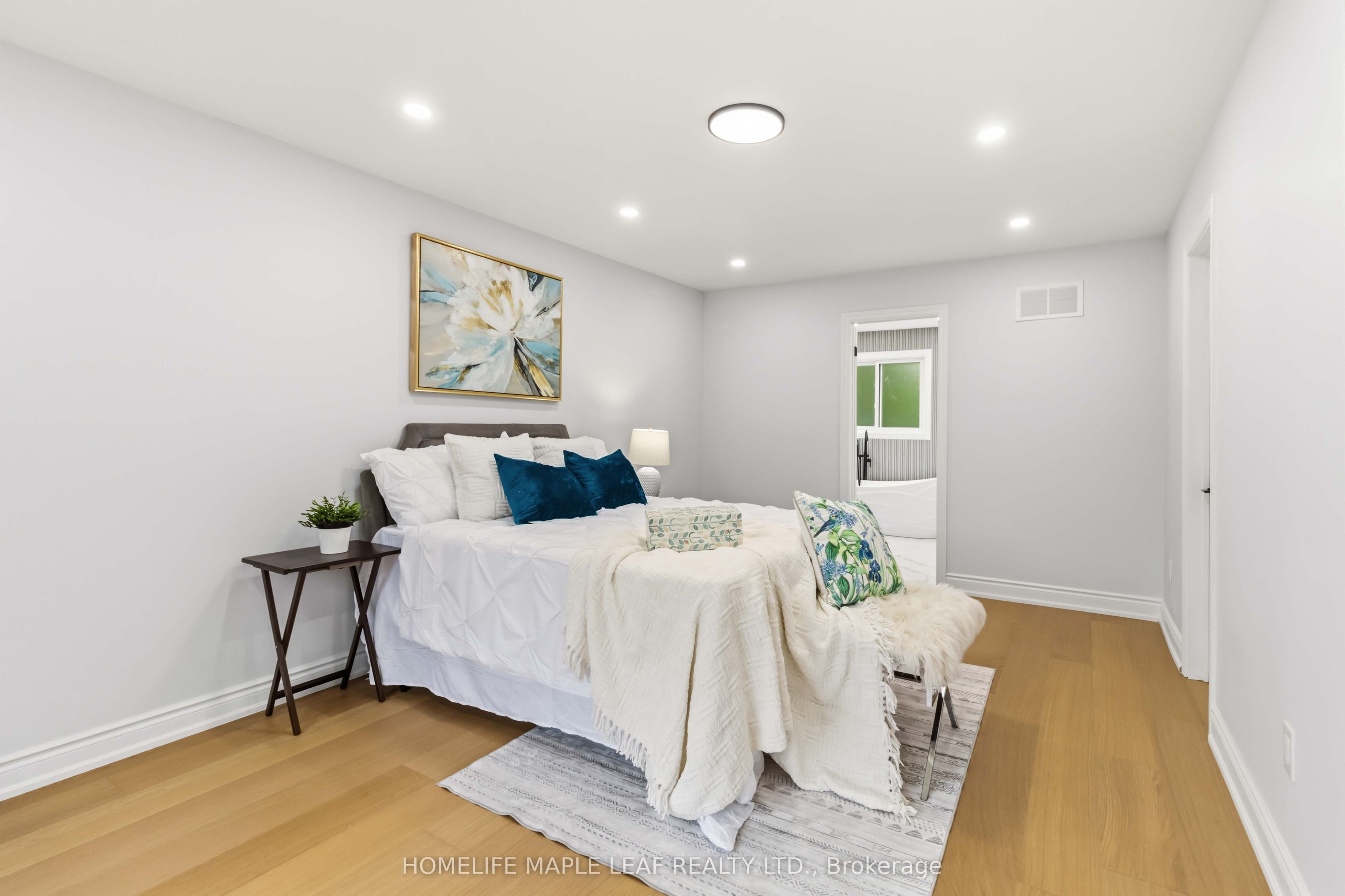 90 Burgby Avenue Property Photo 29
