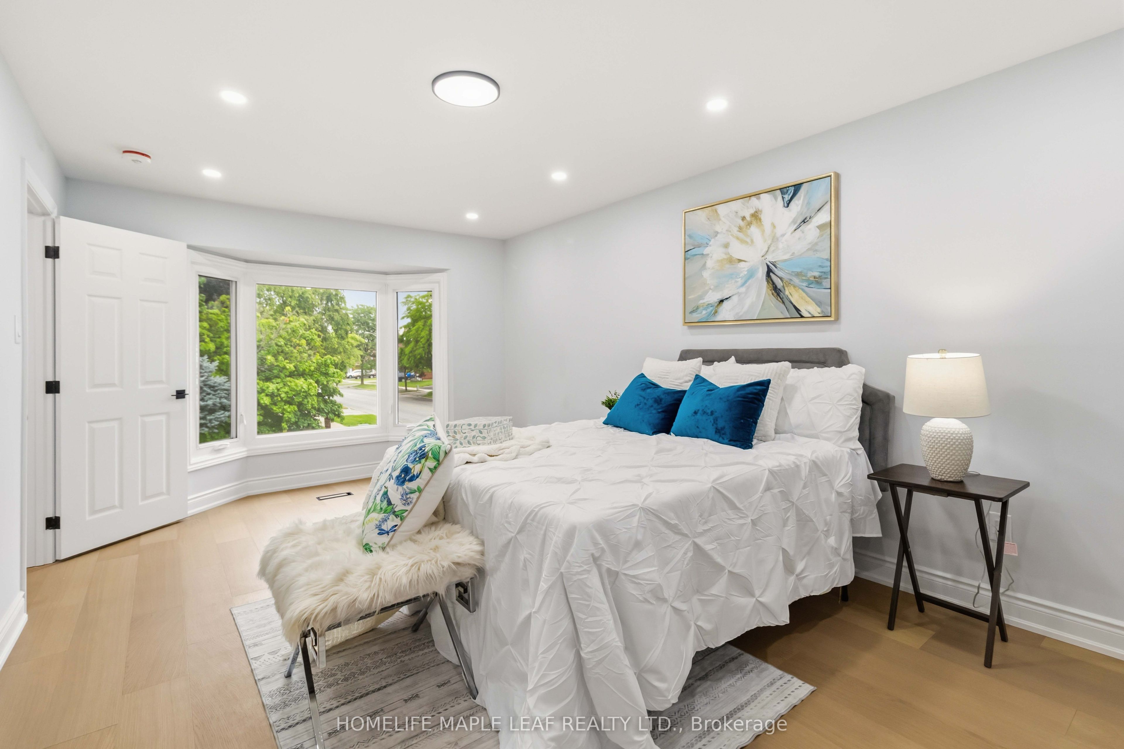 90 Burgby Avenue Property Photo 30