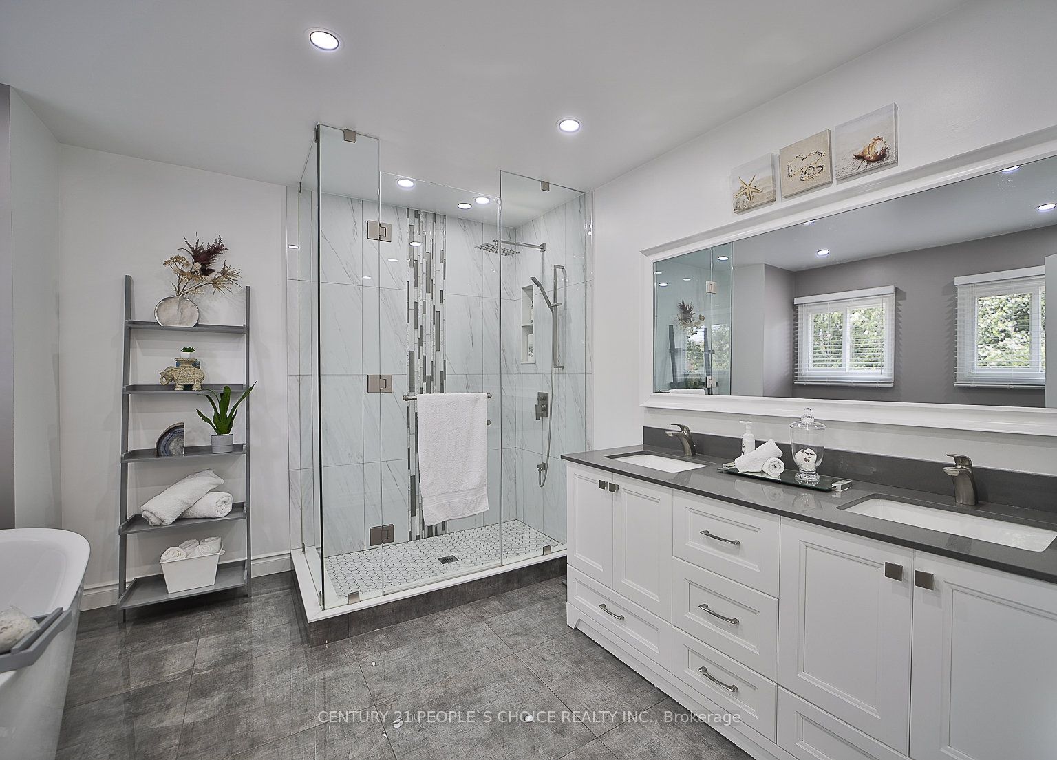 3596 Nutcracker Drive Property Photo 14