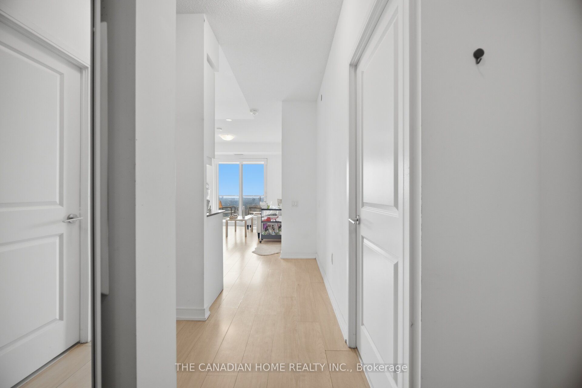 8 Nahani Way E 3119 Property Photo 10
