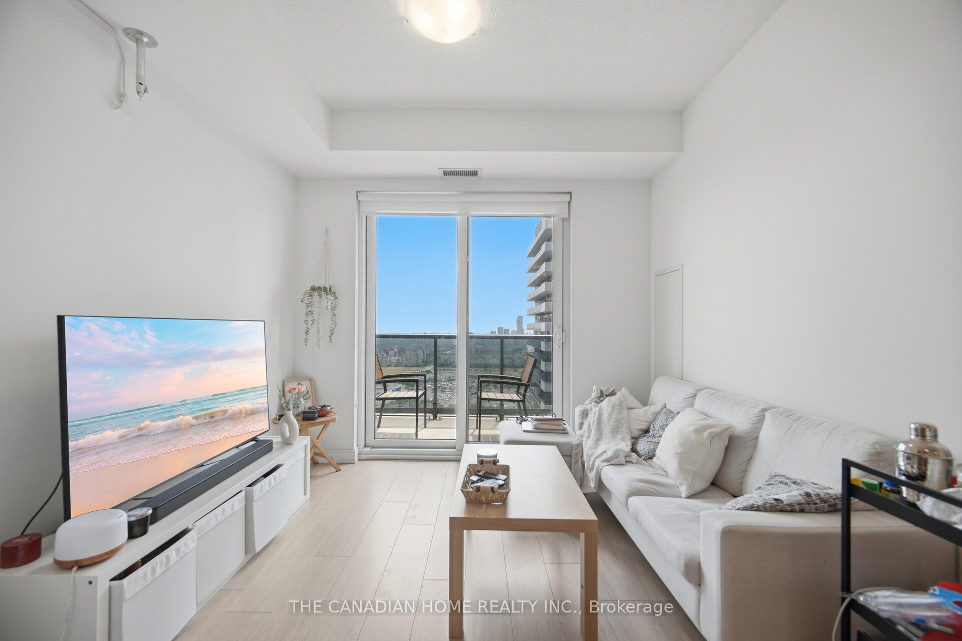 8 Nahani Way E 3119 Property Photo 14