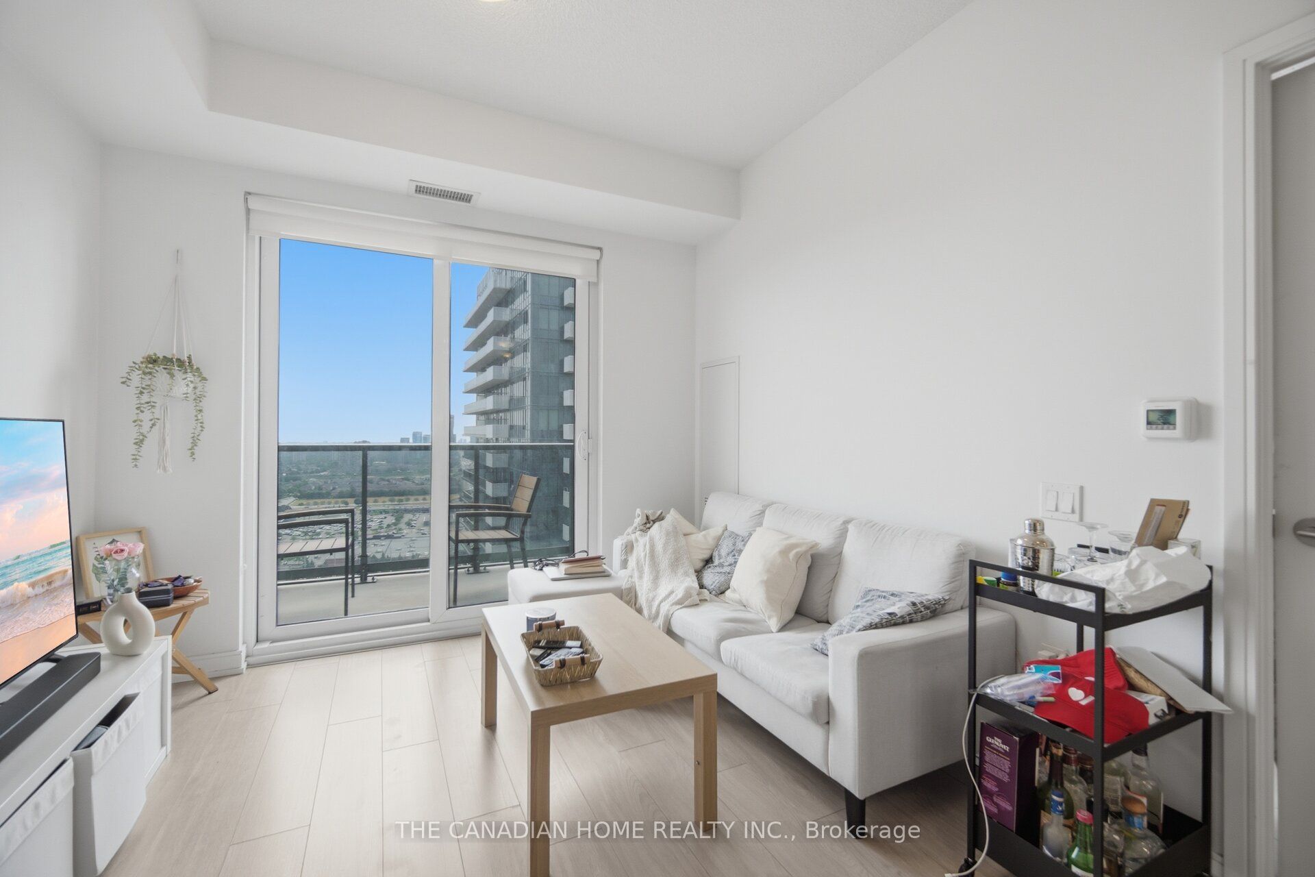 8 Nahani Way E 3119 Property Photo 17