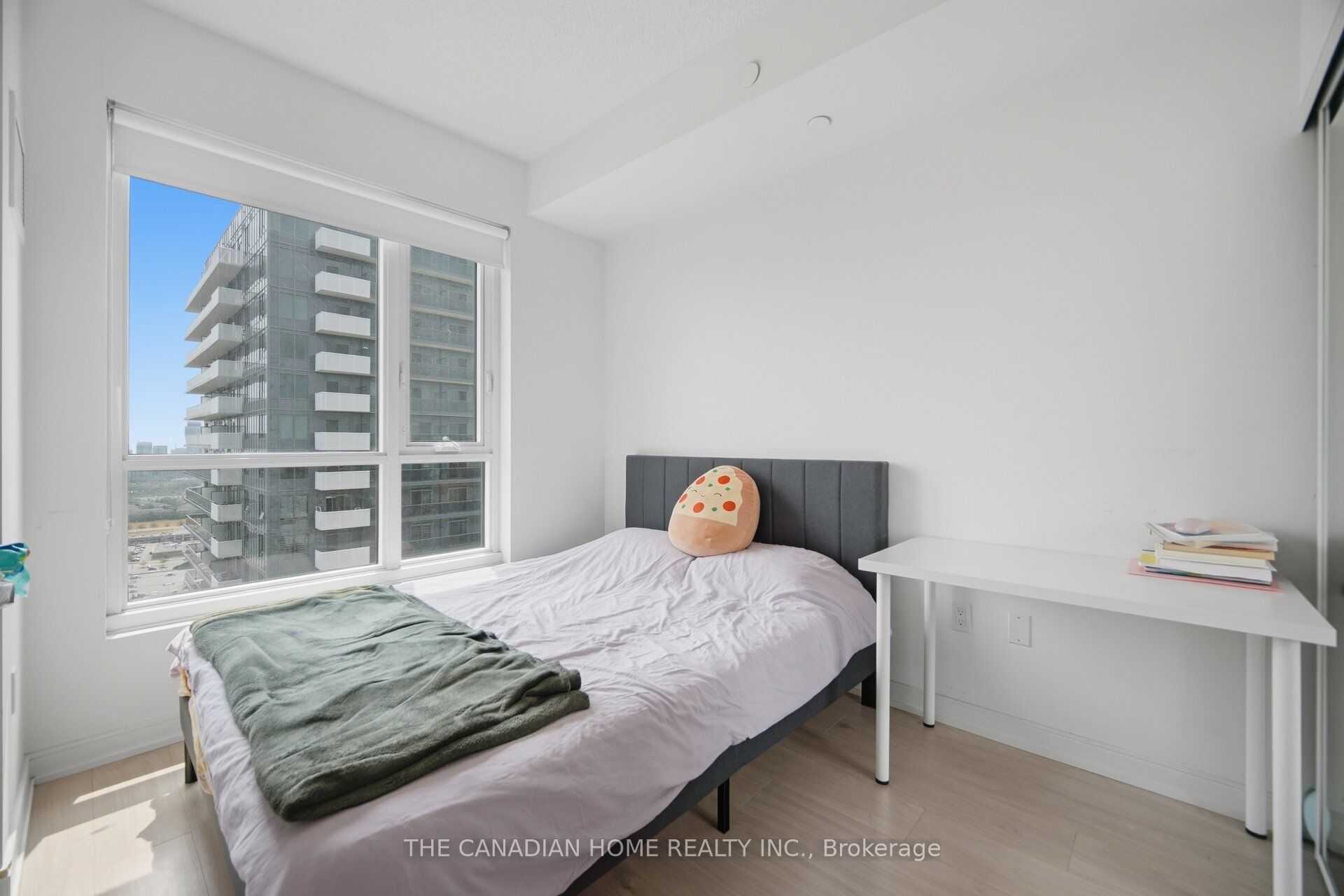 8 Nahani Way E 3119 Property Photo 22