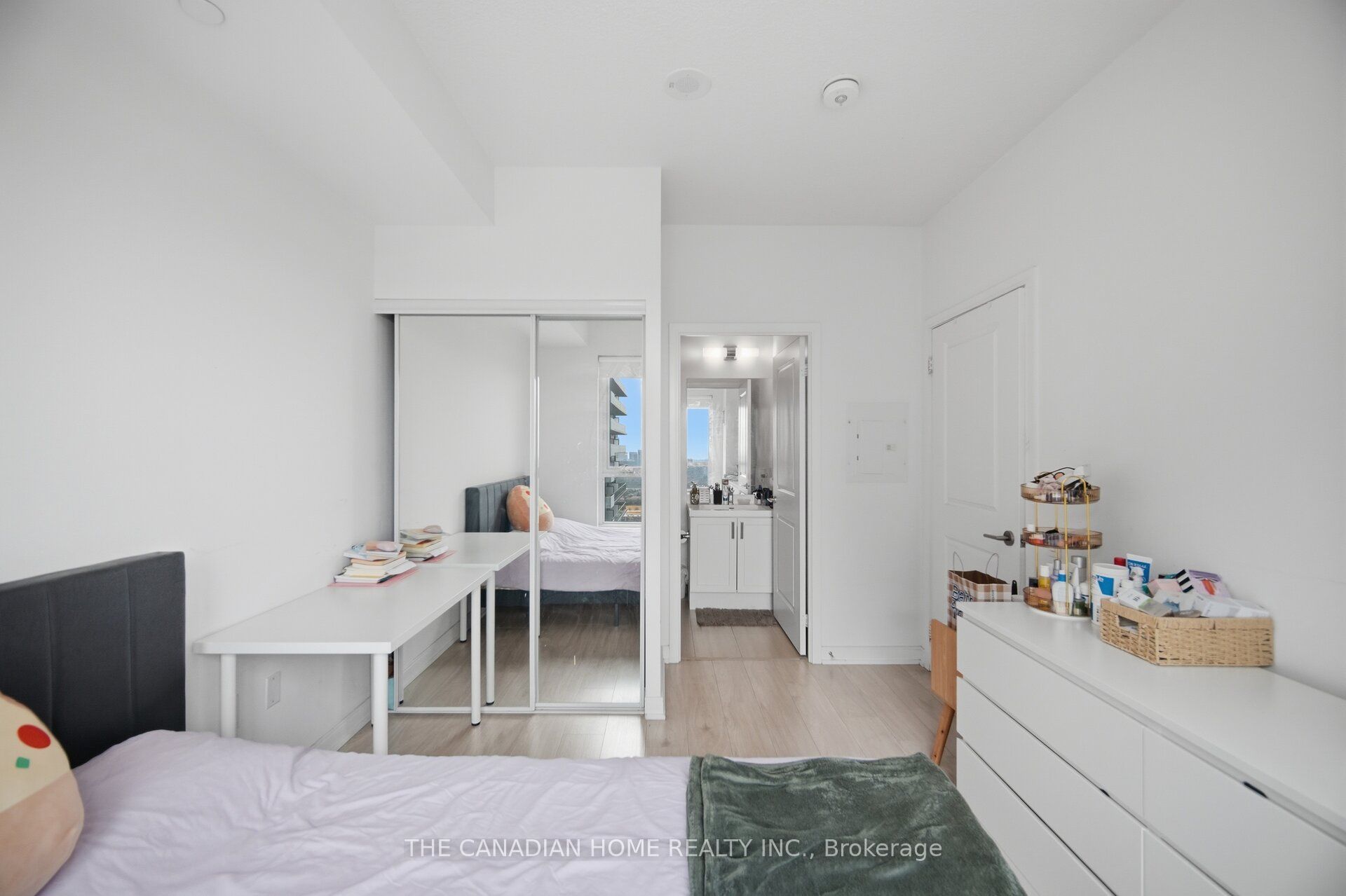 8 Nahani Way E 3119 Property Photo 24