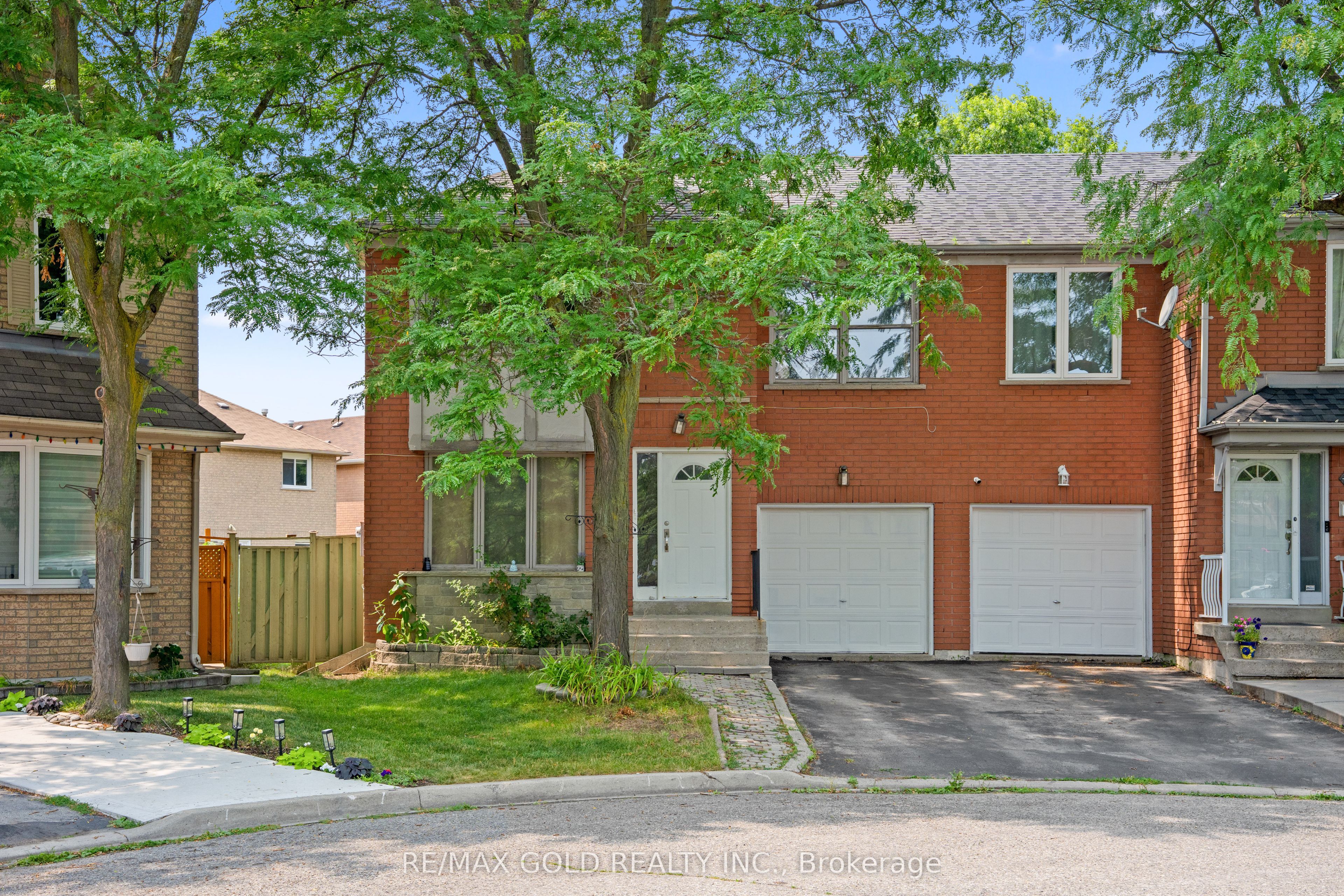 27 Lofty Pines Place Property Photo 1