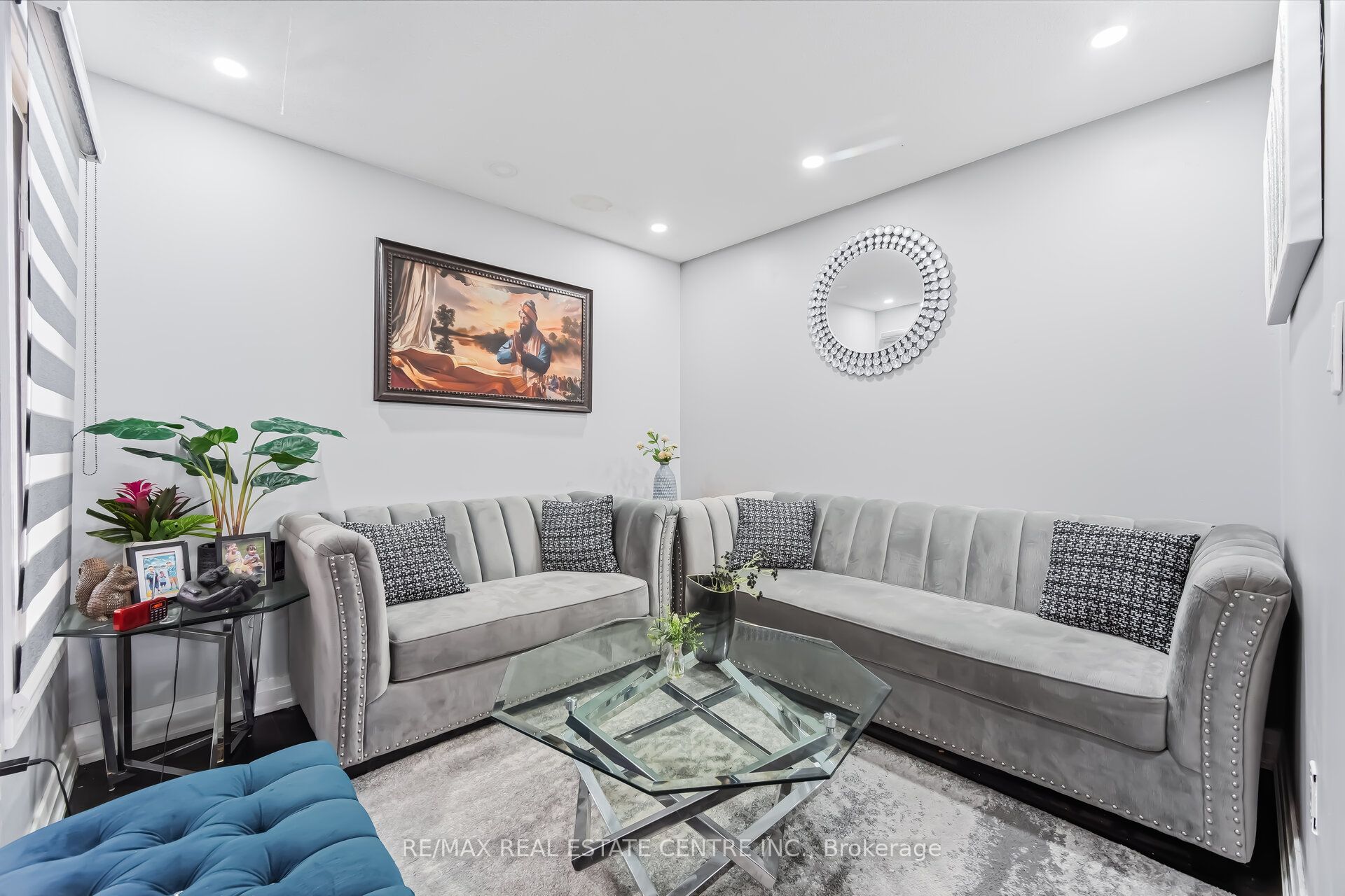 28 Mount Fuji Crescent Property Photo 8