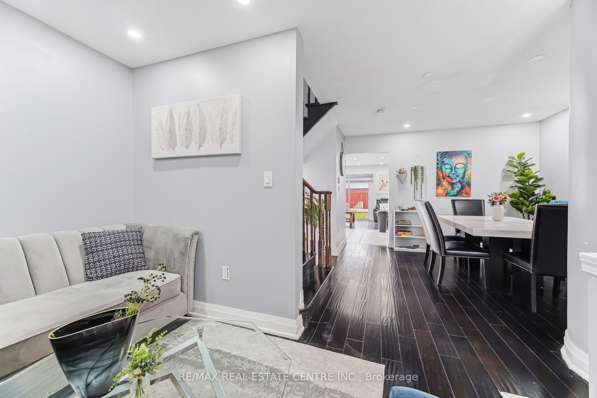 28 Mount Fuji Crescent Property Photo 12