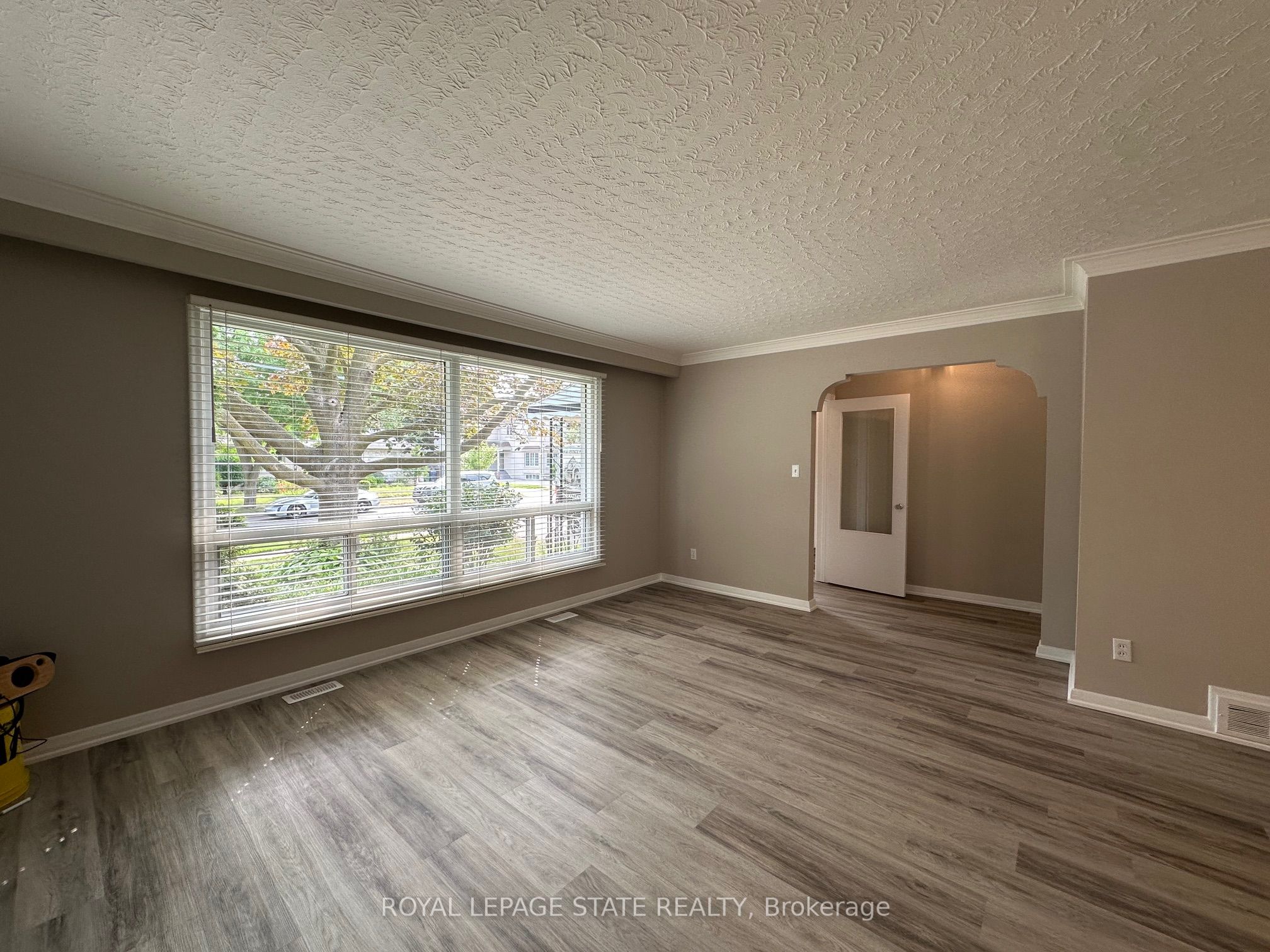 20 Lloyd Manor Road Property Photo 9