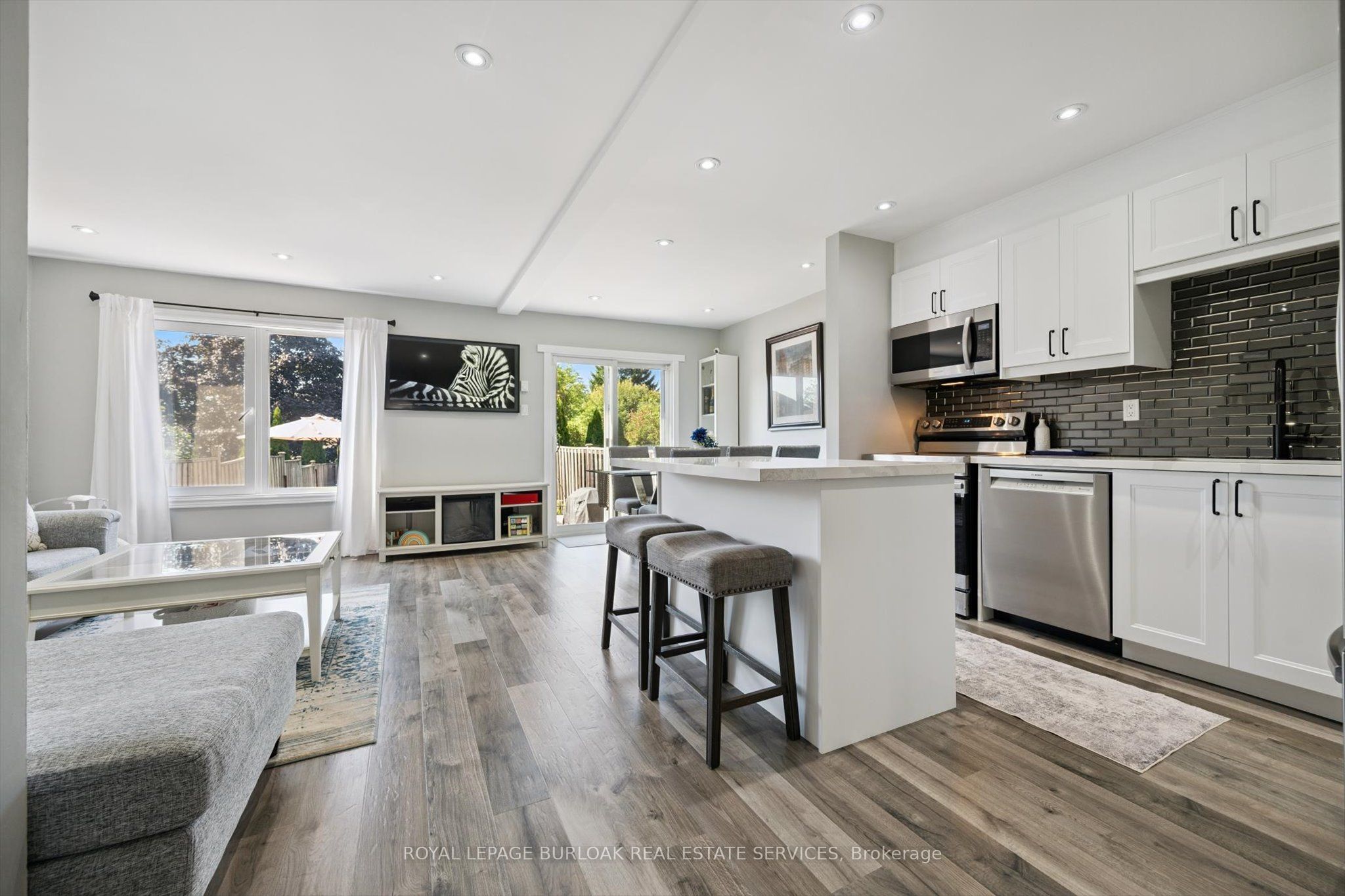 2152 Pelee Boulevard Property Photo 7