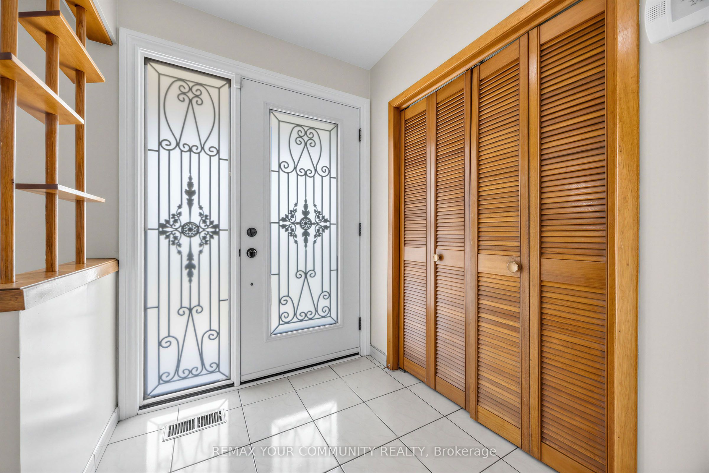 20 Linthurst Avenue Property Photo 6