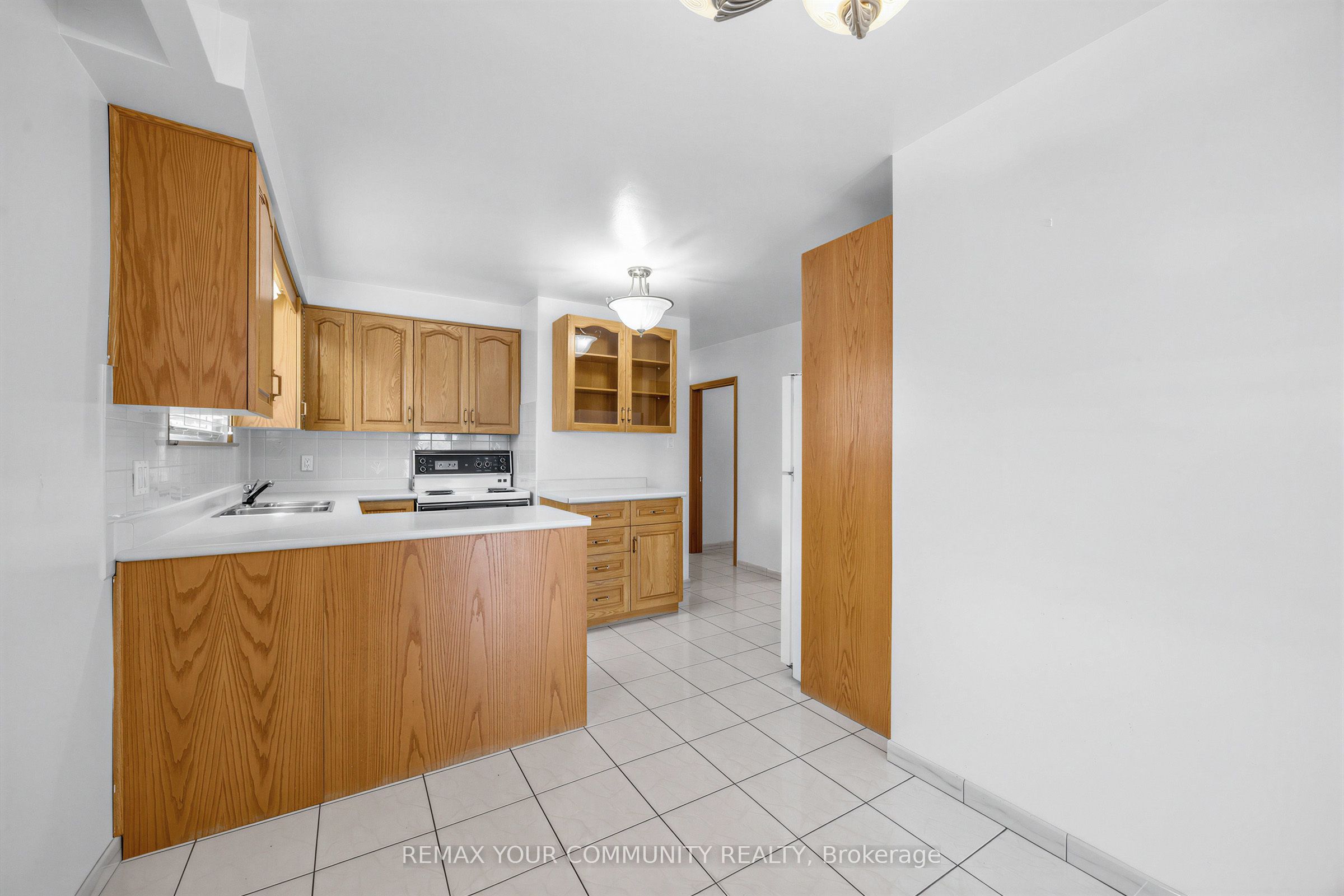 20 Linthurst Avenue Property Photo 20