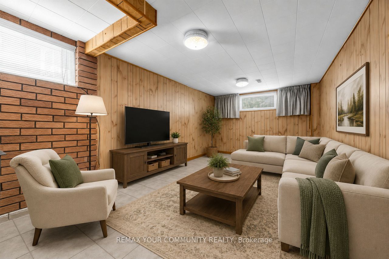 20 Linthurst Avenue Property Photo 31