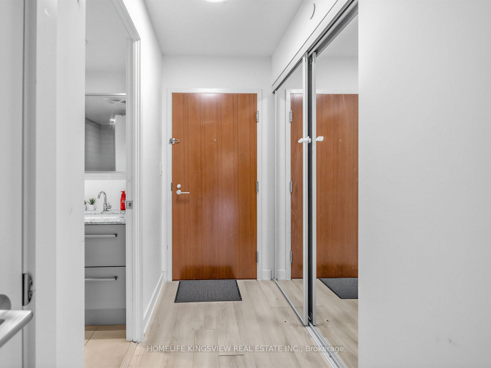 160 Flemington Road 311 Property Photo 4