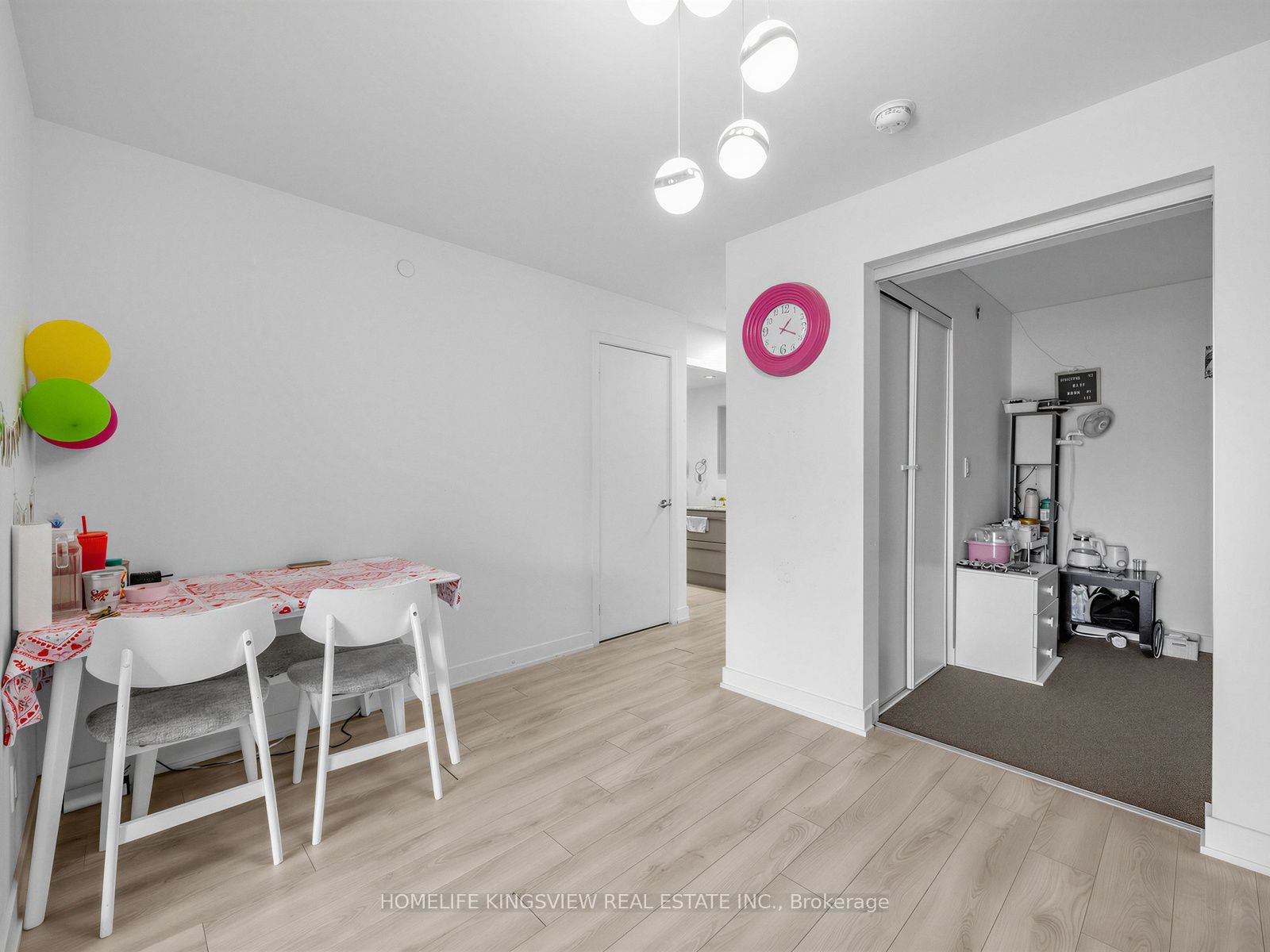 160 Flemington Road 311 Property Photo 7