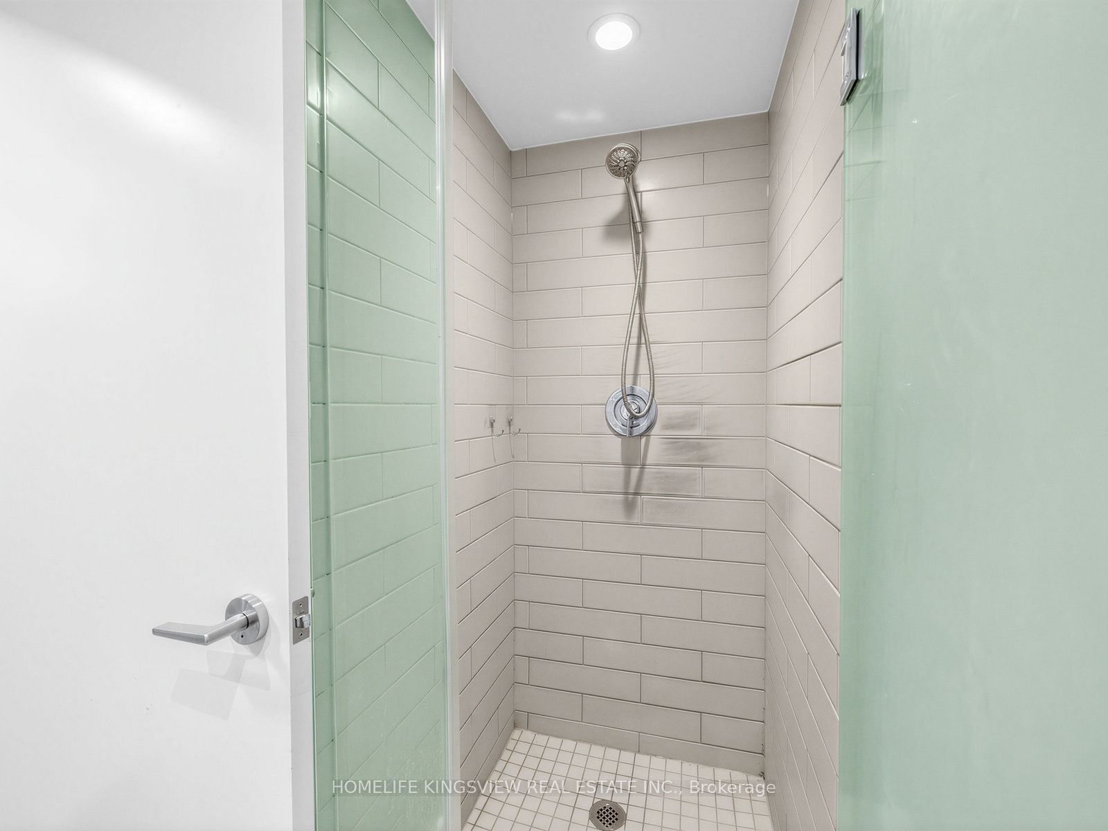 160 Flemington Road 311 Property Photo 18