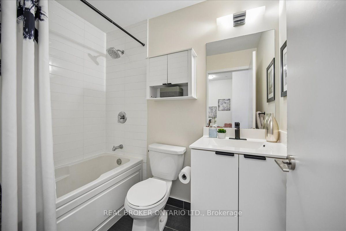 20 Shore Breeze Drive 603 Property Photo 14