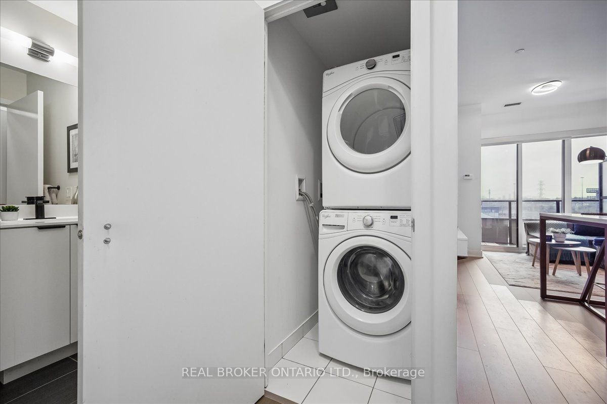 20 Shore Breeze Drive 603 Property Photo 15