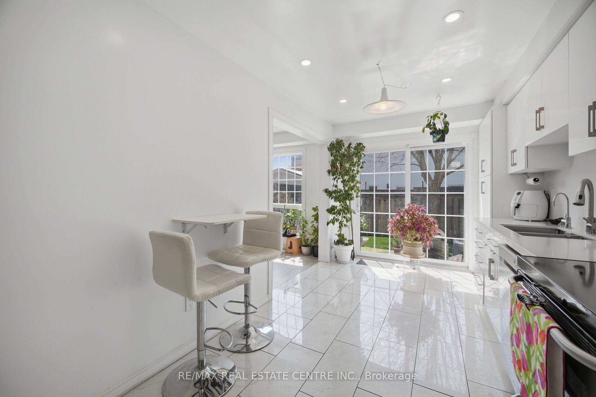 3 Hartnell Square 2 Property Photo 12