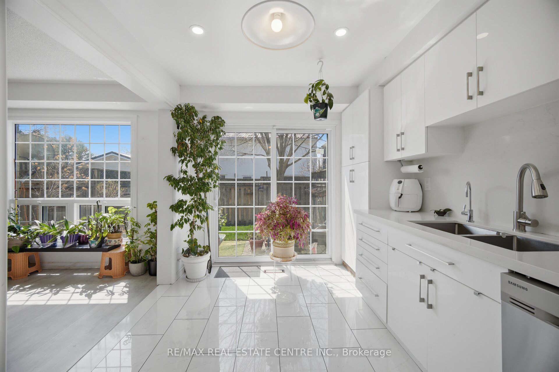 3 Hartnell Square 2 Property Photo 13