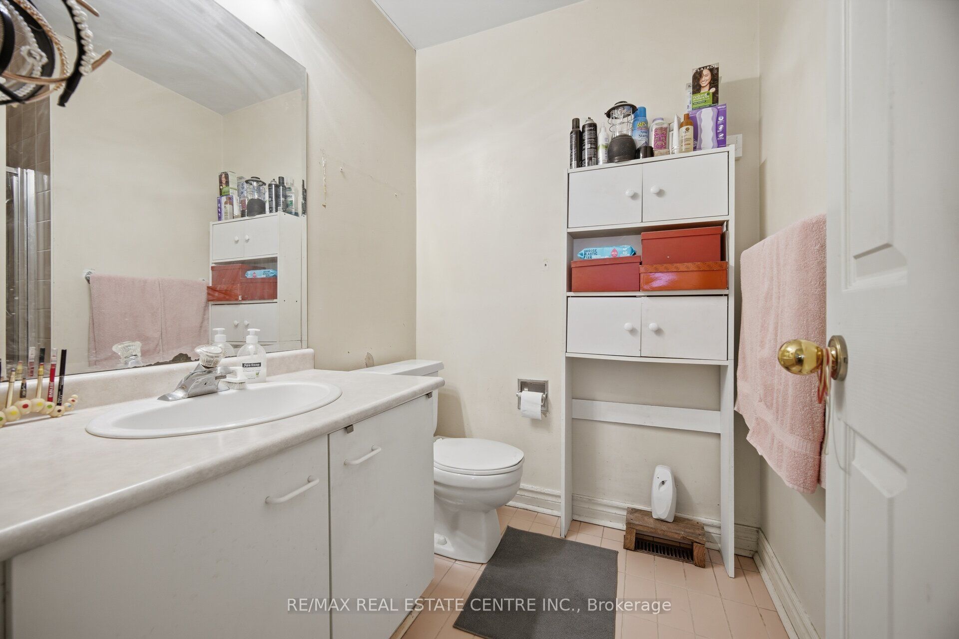 3 Hartnell Square 2 Property Photo 24