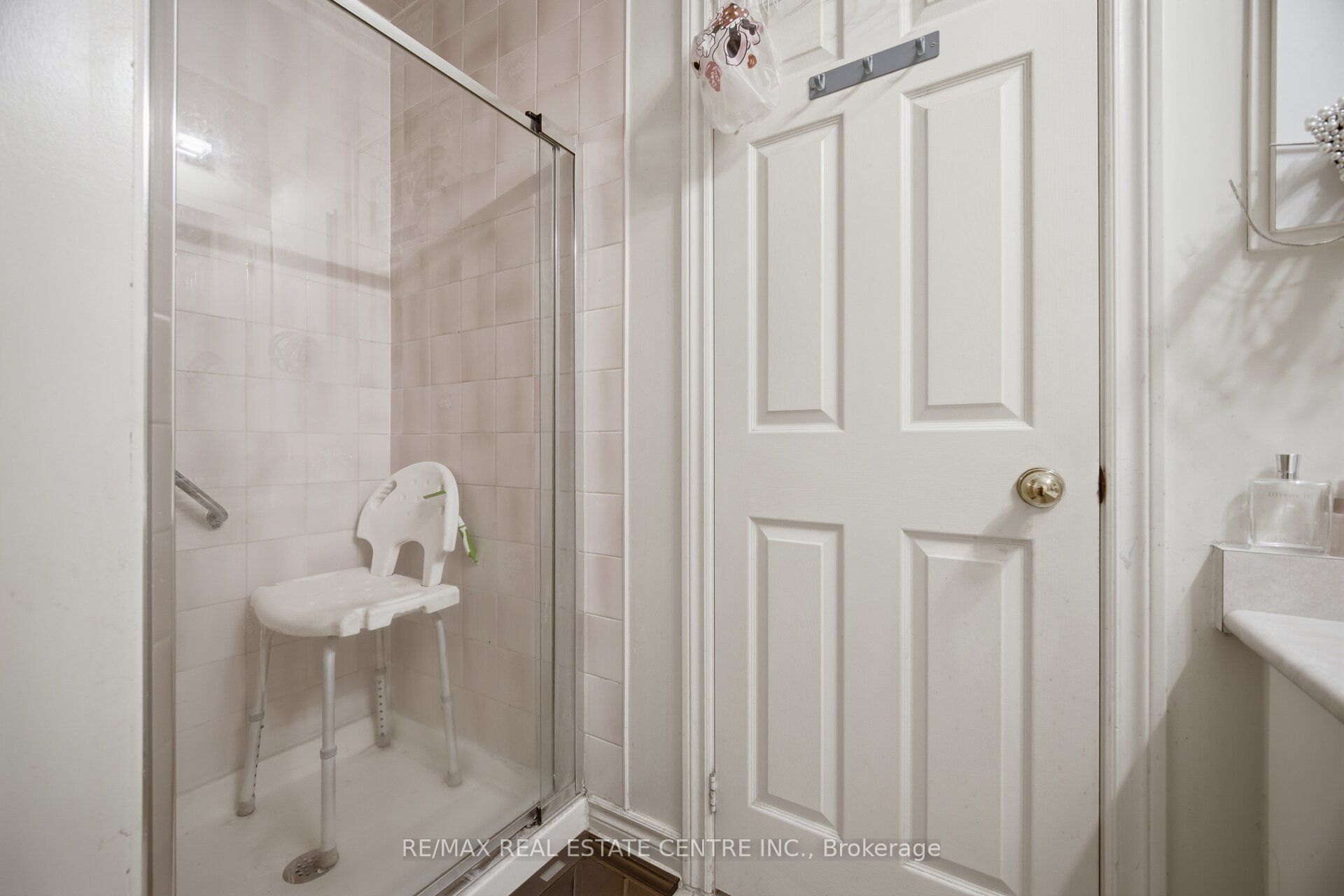 3 Hartnell Square 2 Property Photo 25
