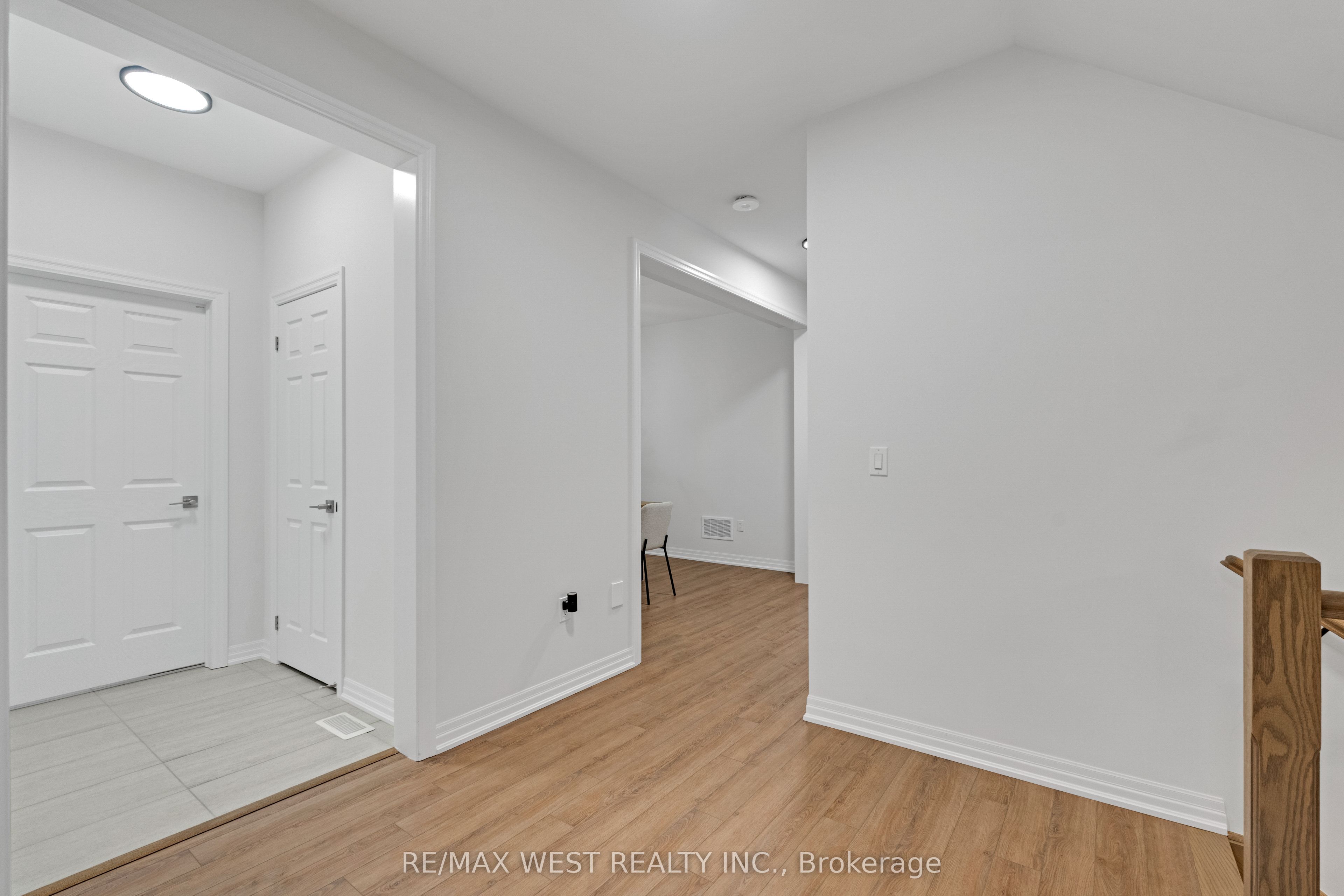 24 Hanton Crescent Property Photo 6