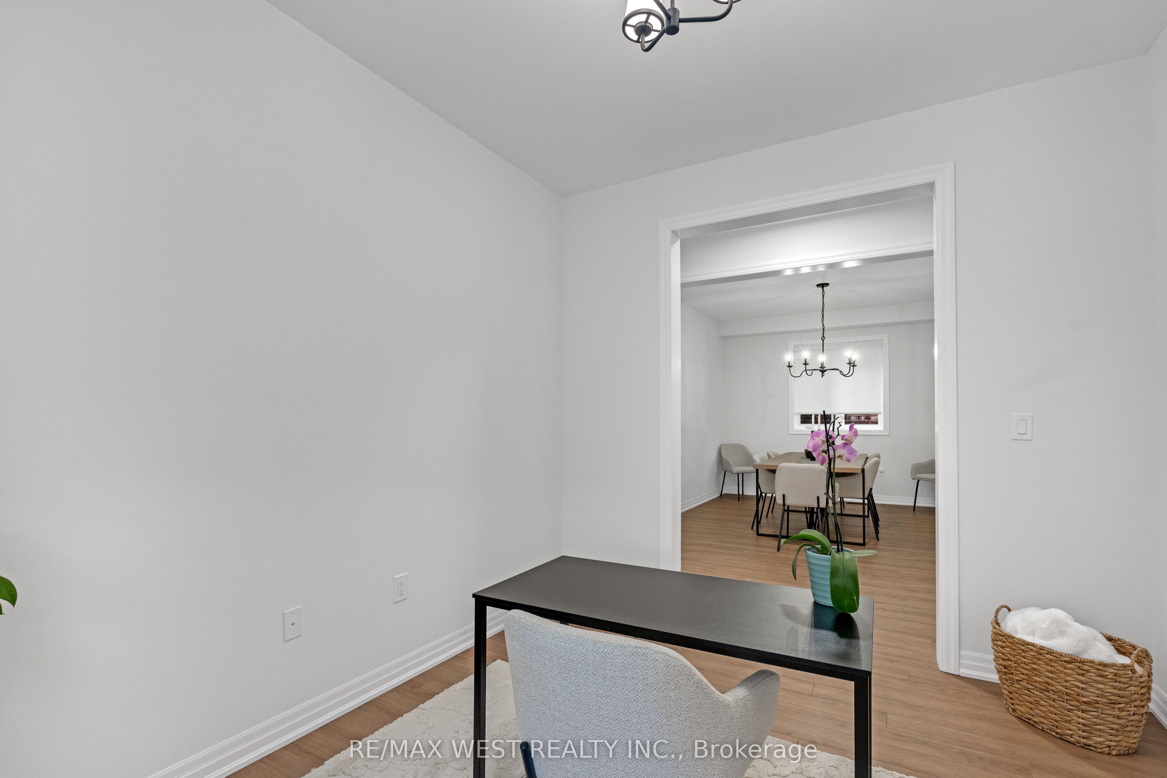24 Hanton Crescent Property Photo 16