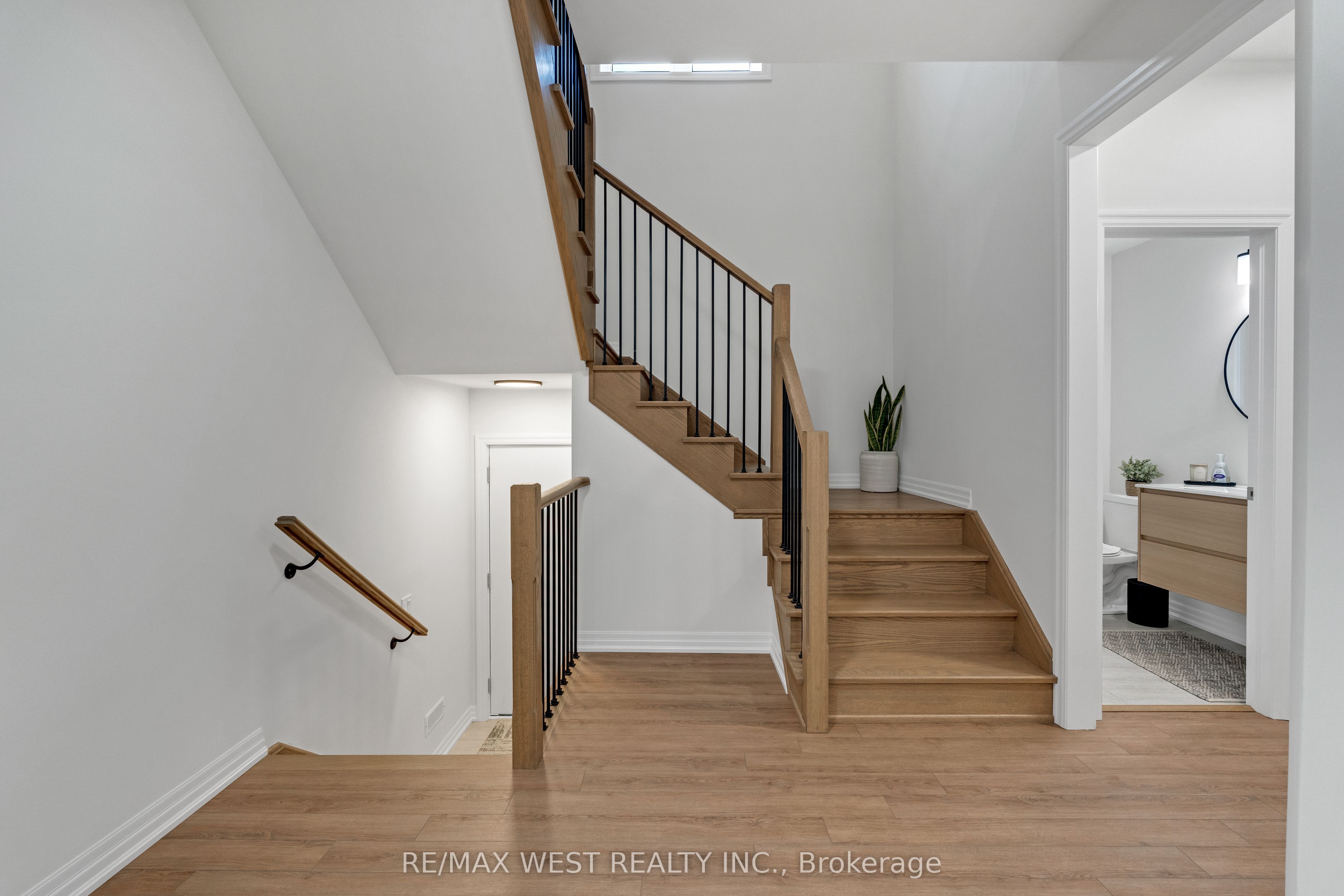 24 Hanton Crescent Property Photo 20
