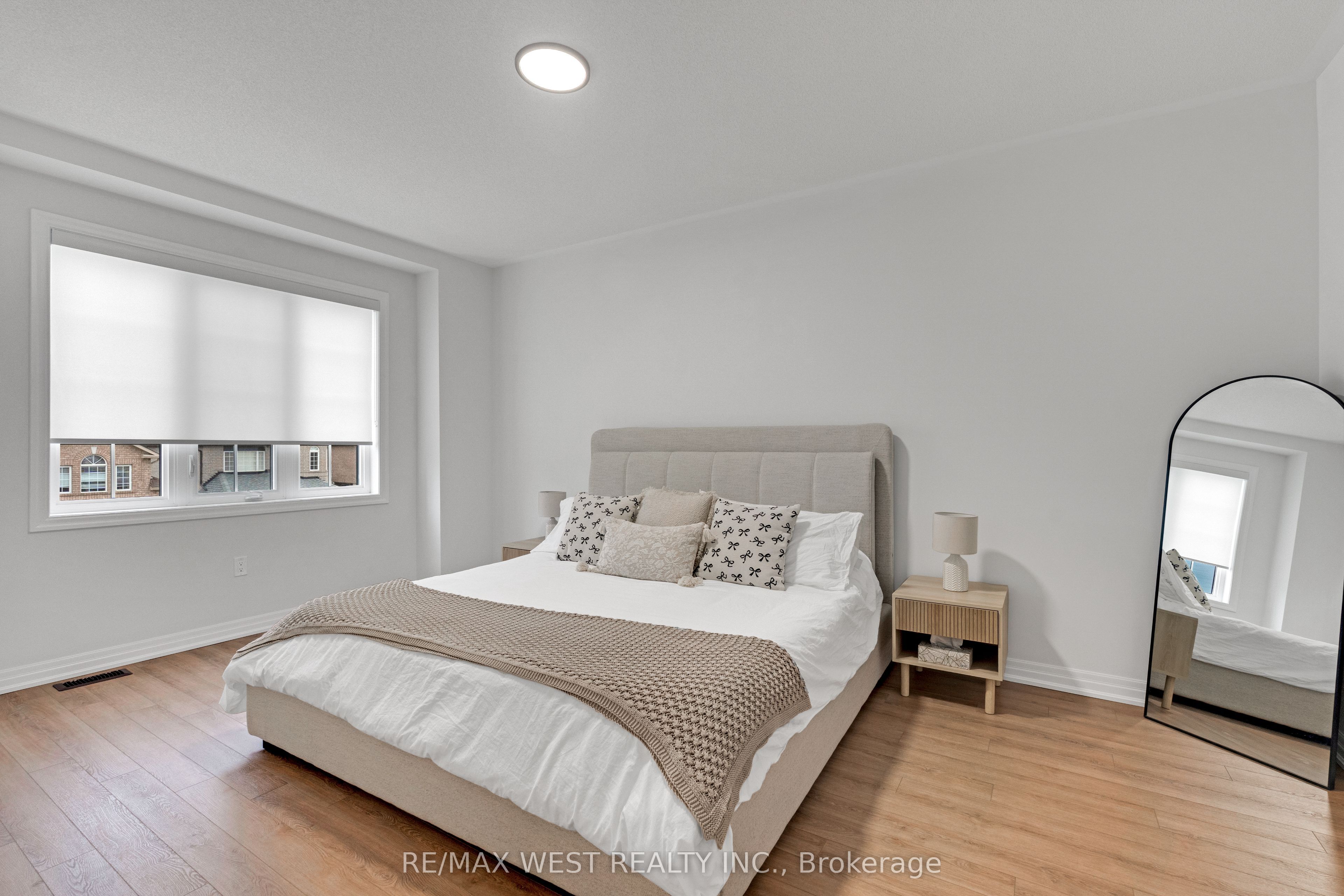 24 Hanton Crescent Property Photo 32