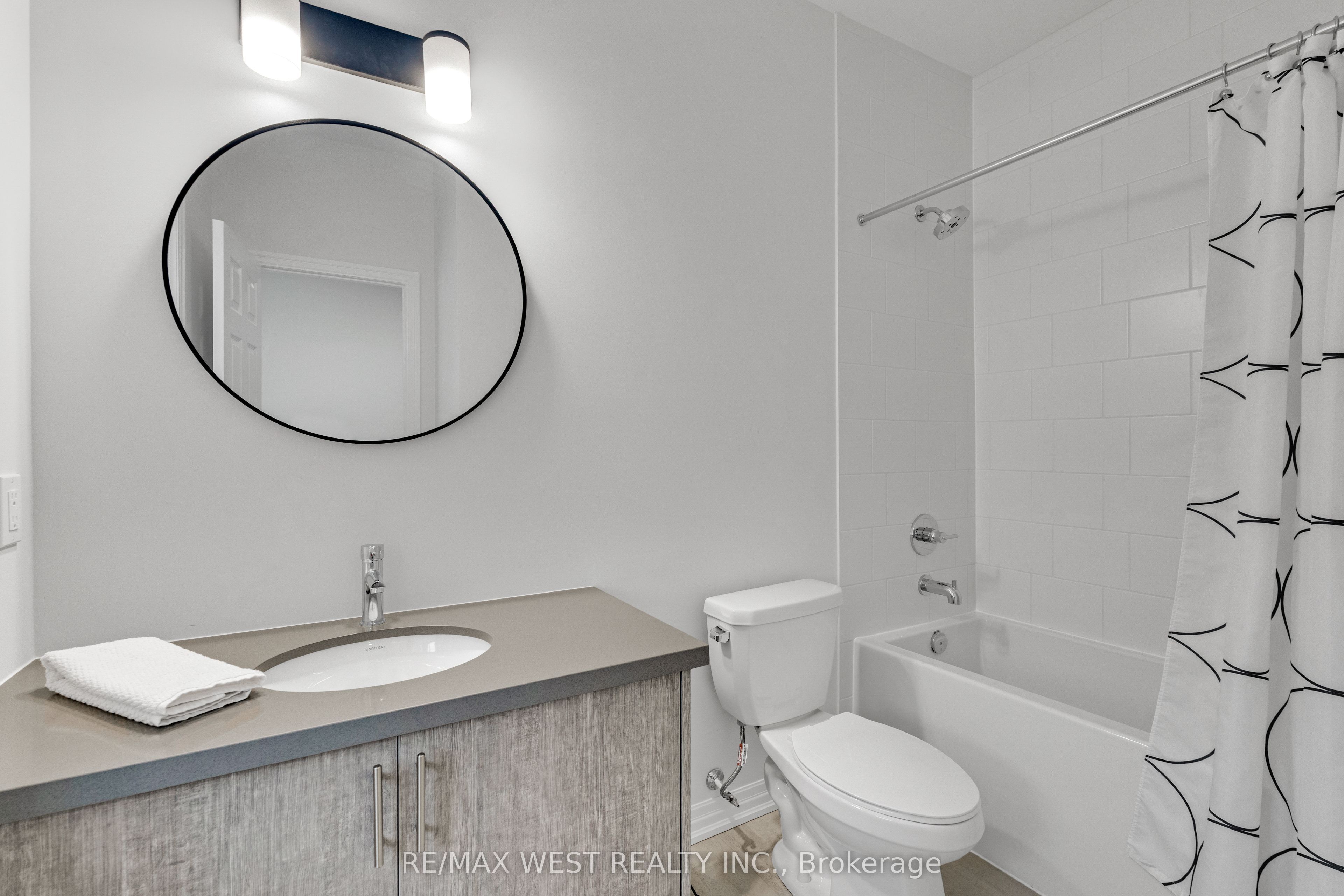 24 Hanton Crescent Property Photo 36