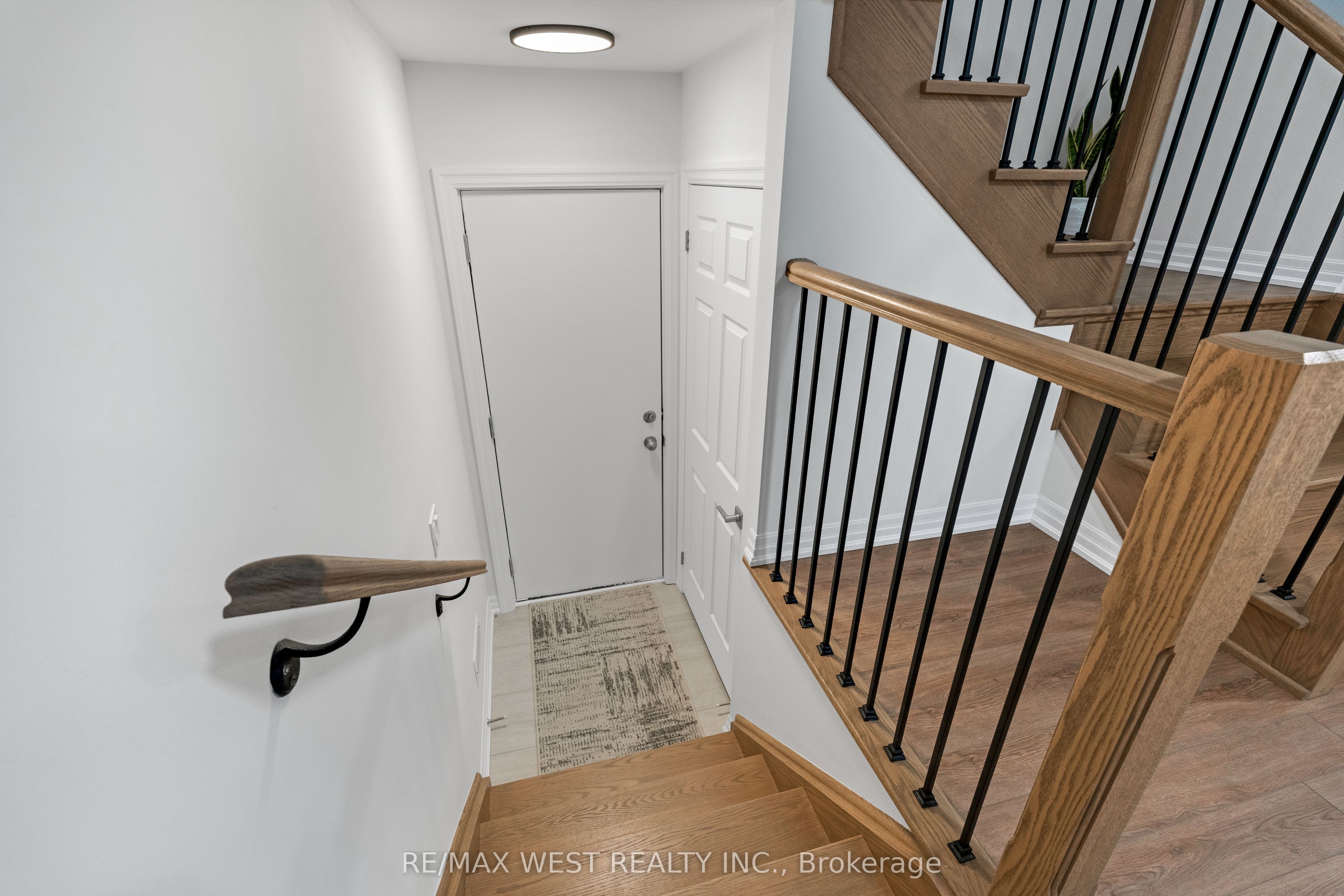 24 Hanton Crescent Property Photo 37