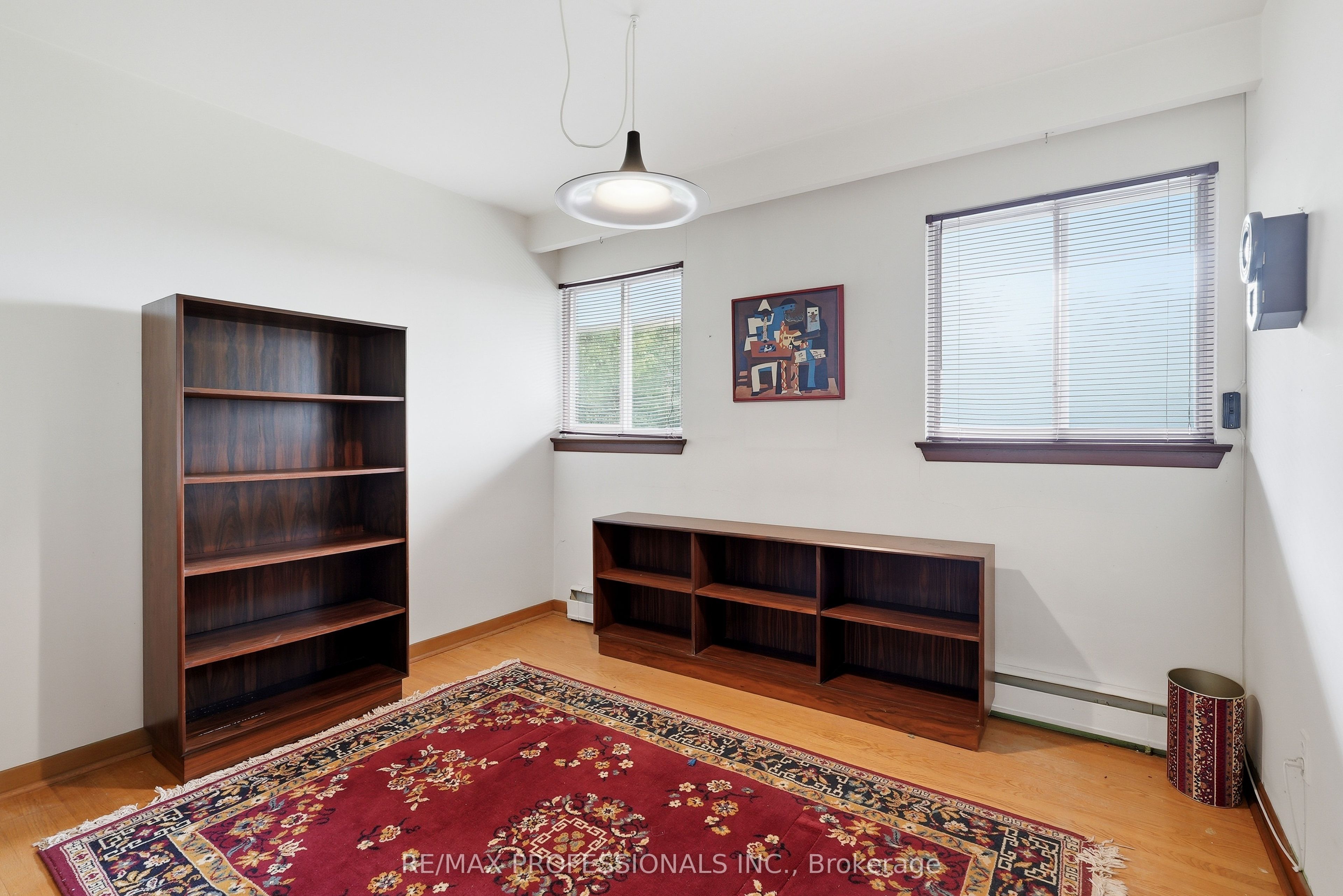 189 Edenbridge Drive Property Photo 32