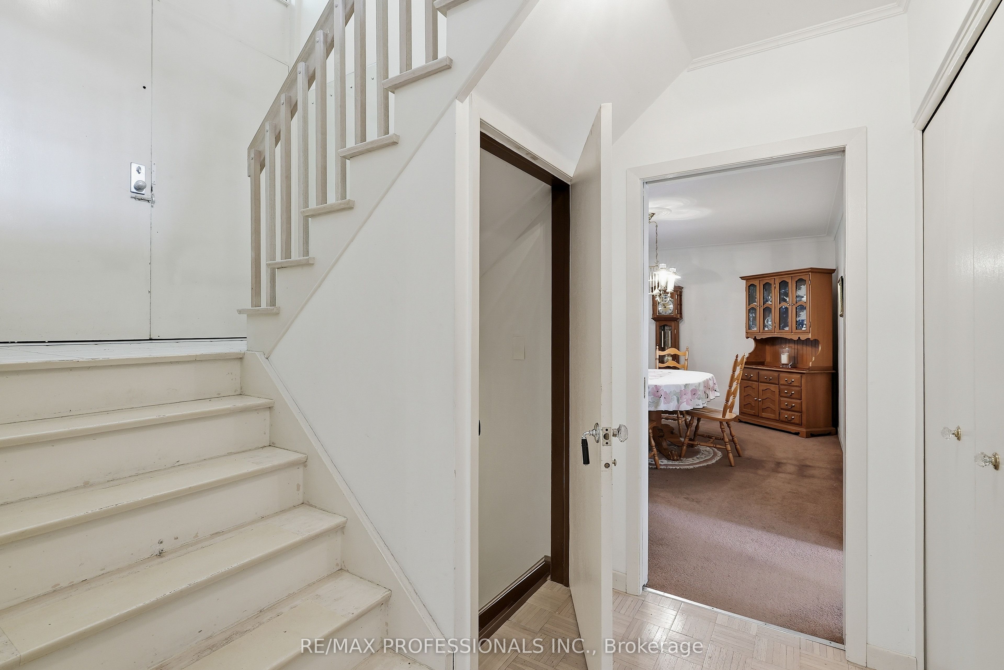 189 Edenbridge Drive Property Photo 33