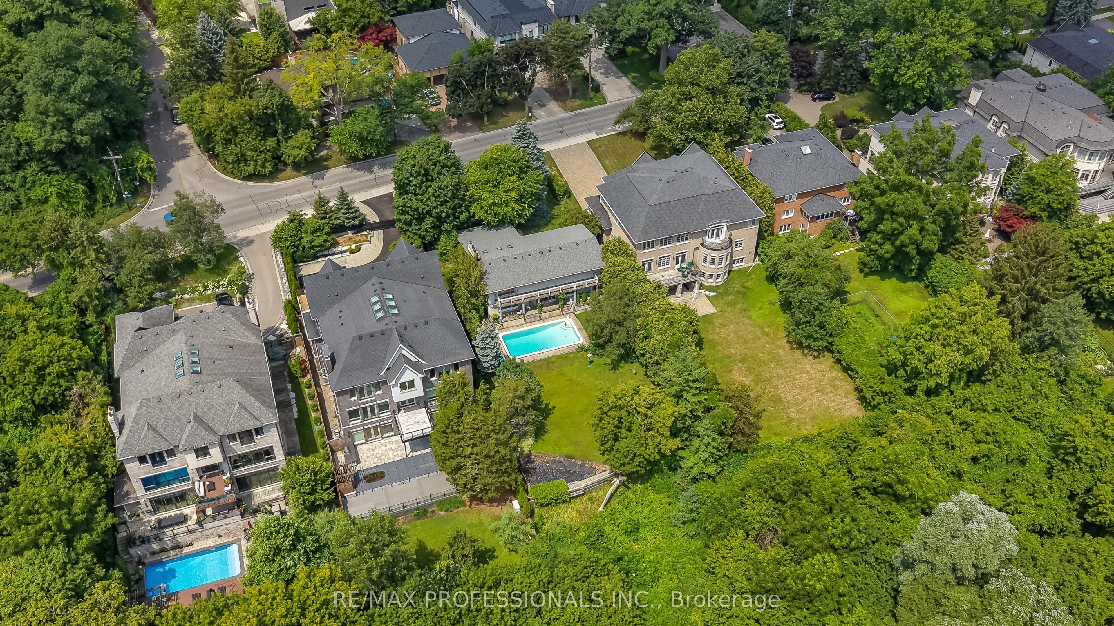 189 Edenbridge Drive Property Photo 47