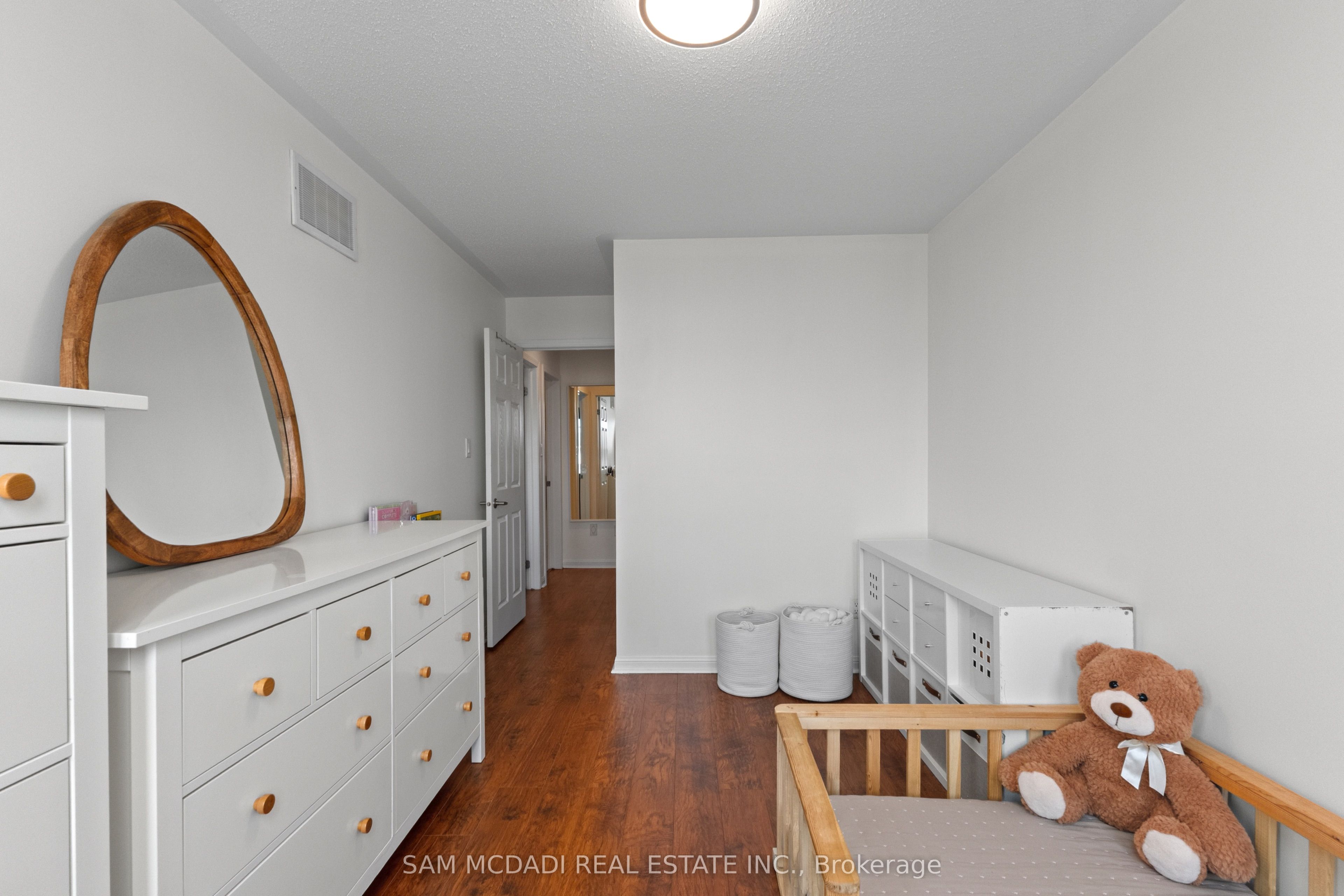 886 Fowles Court Property Photo 25