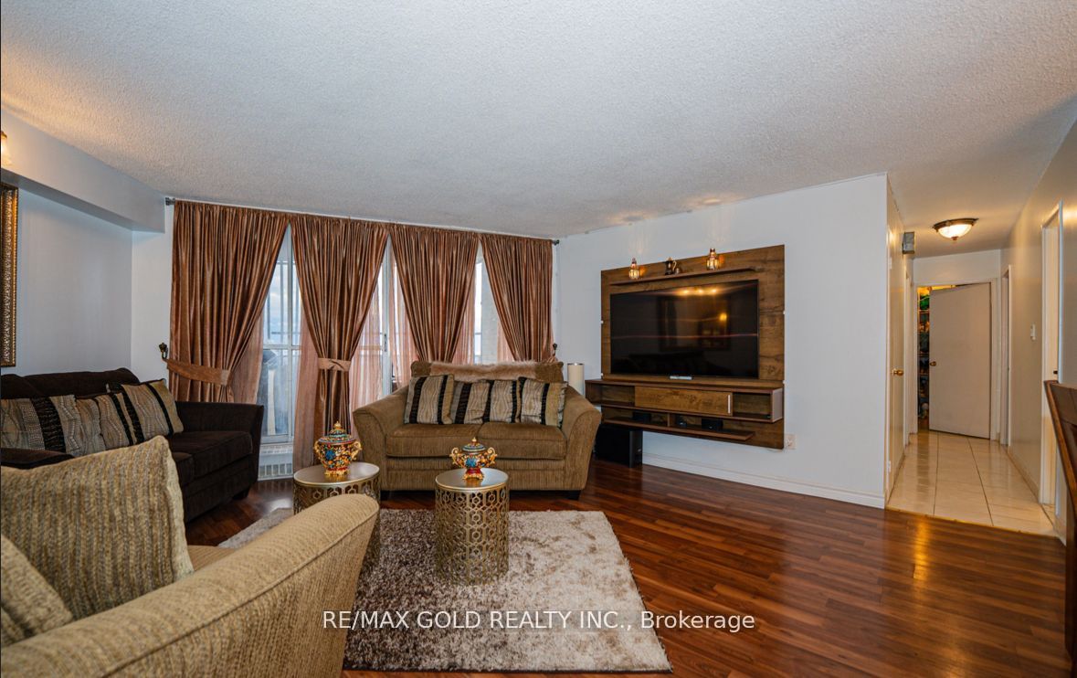 330 Dixon Road 2107 Property Photo 12